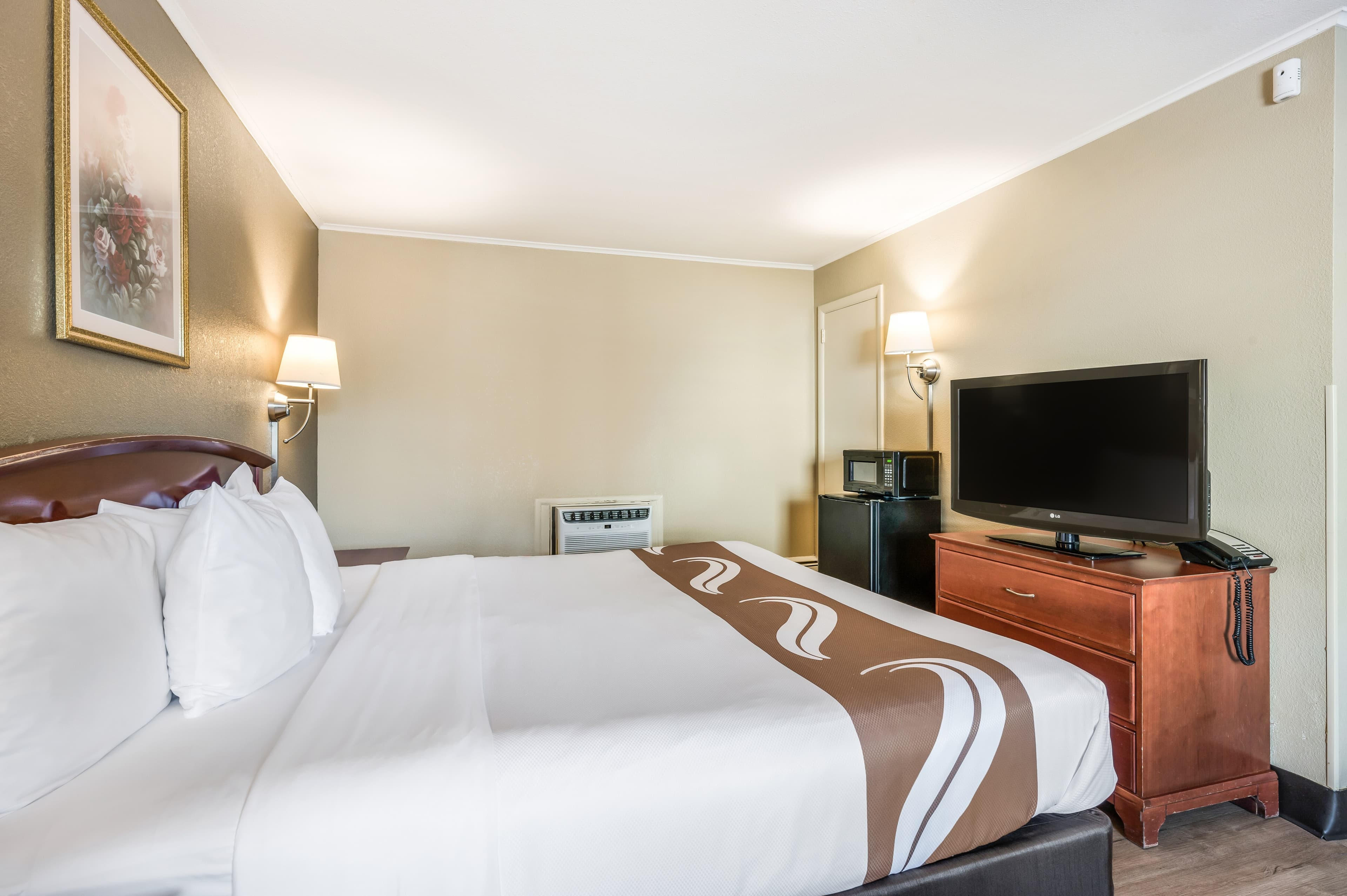 Rodeway Inn Poughkeepsie — 8