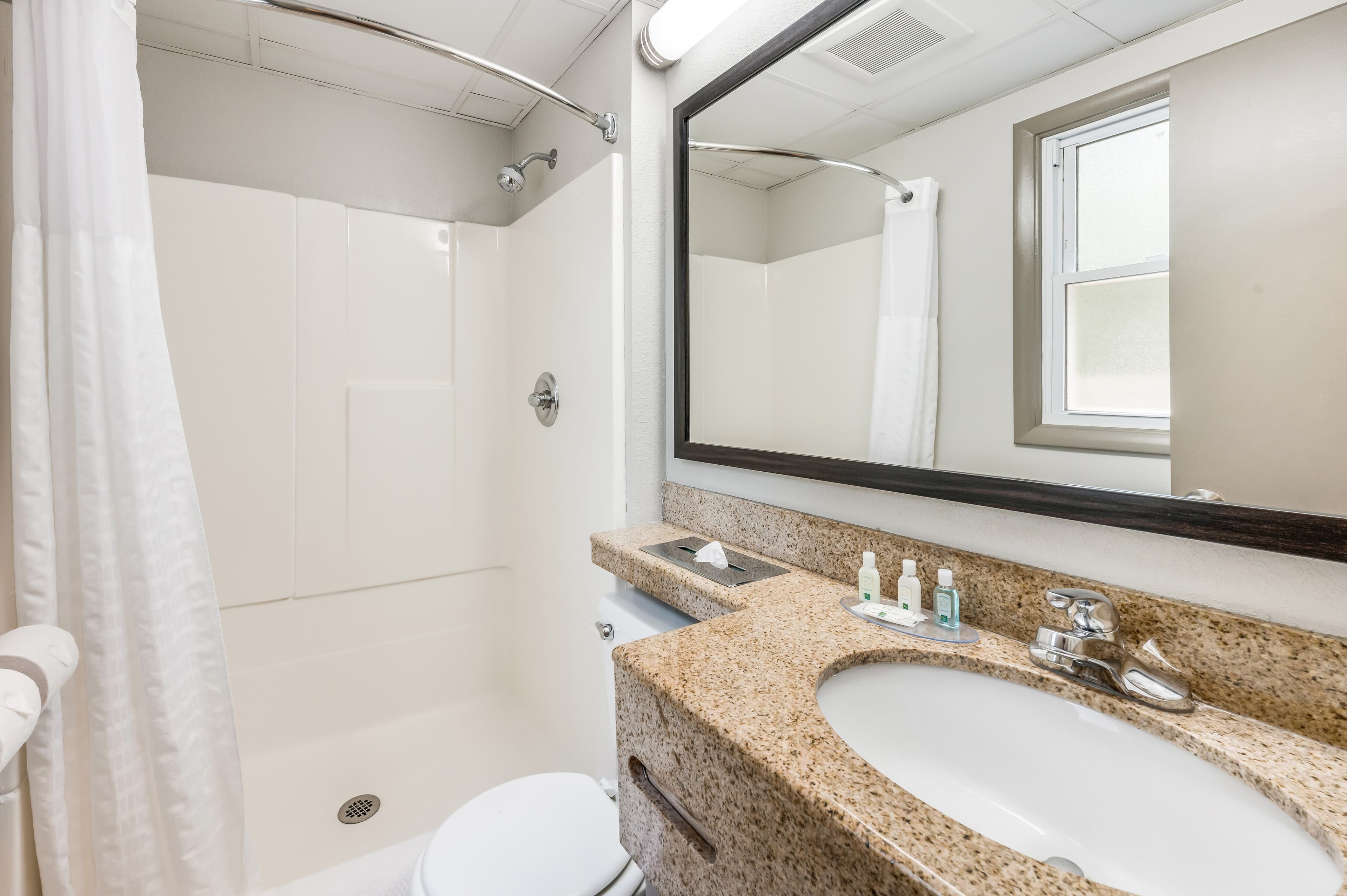 Rodeway Inn Poughkeepsie - Image 2