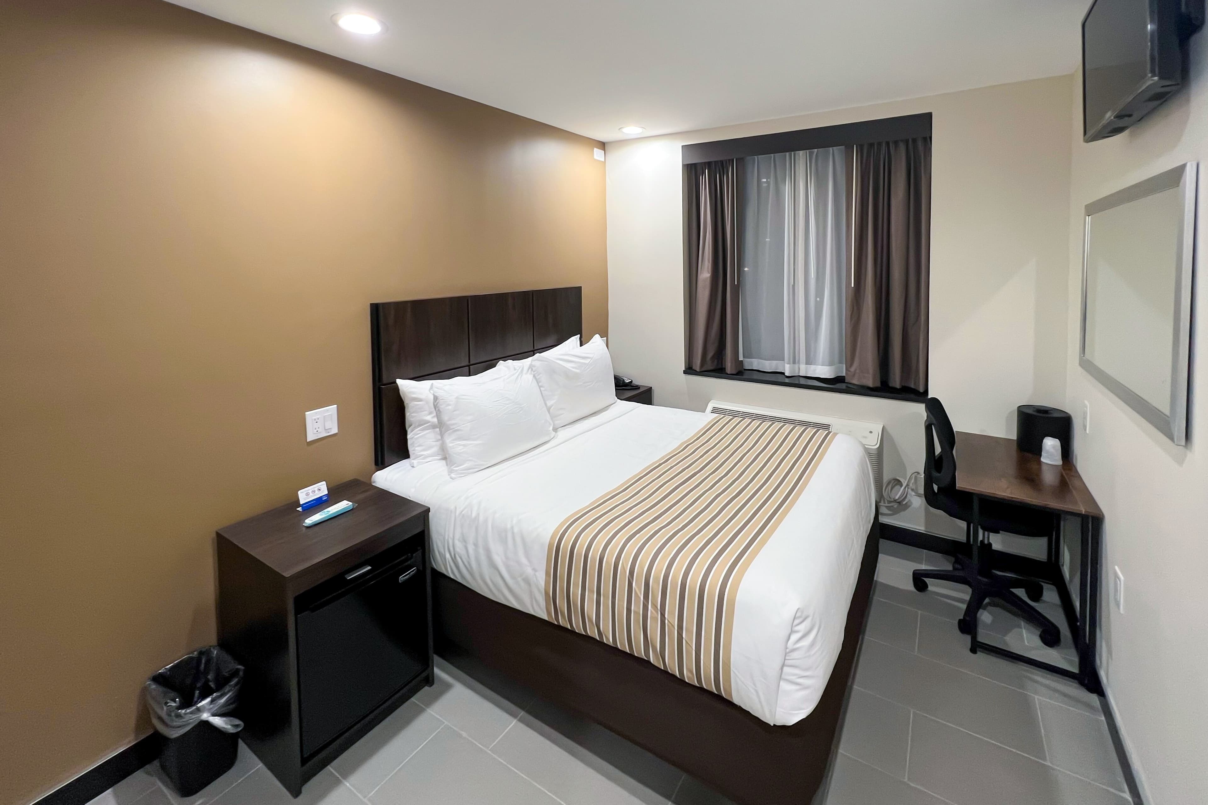 Rodeway Inn Brooklyn - Brownsville - Image 3