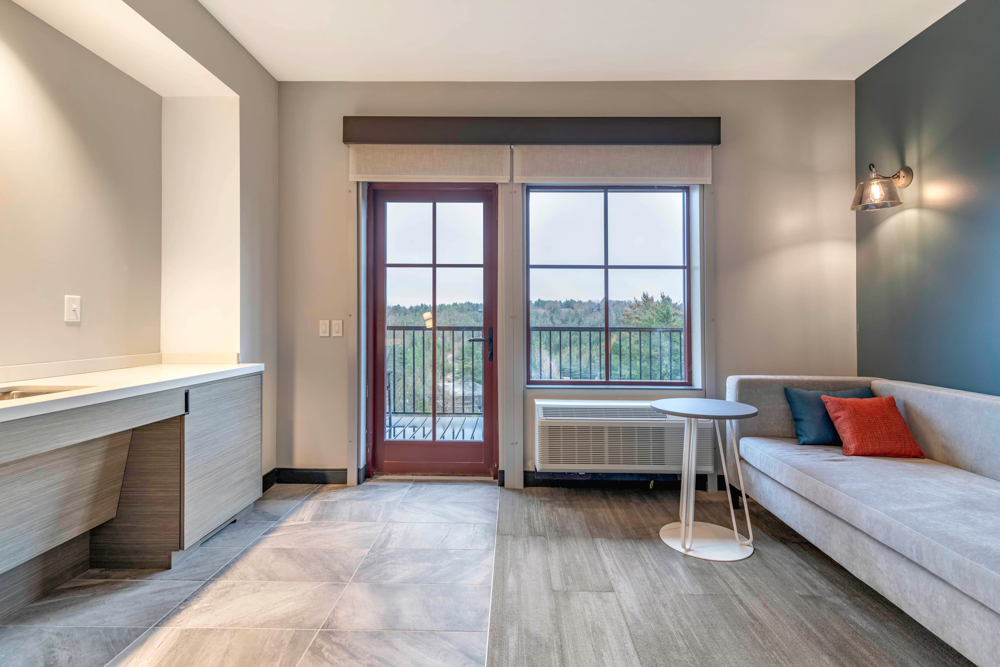 Cambria Hotel Lake Placid - Lakeside Resort — 26