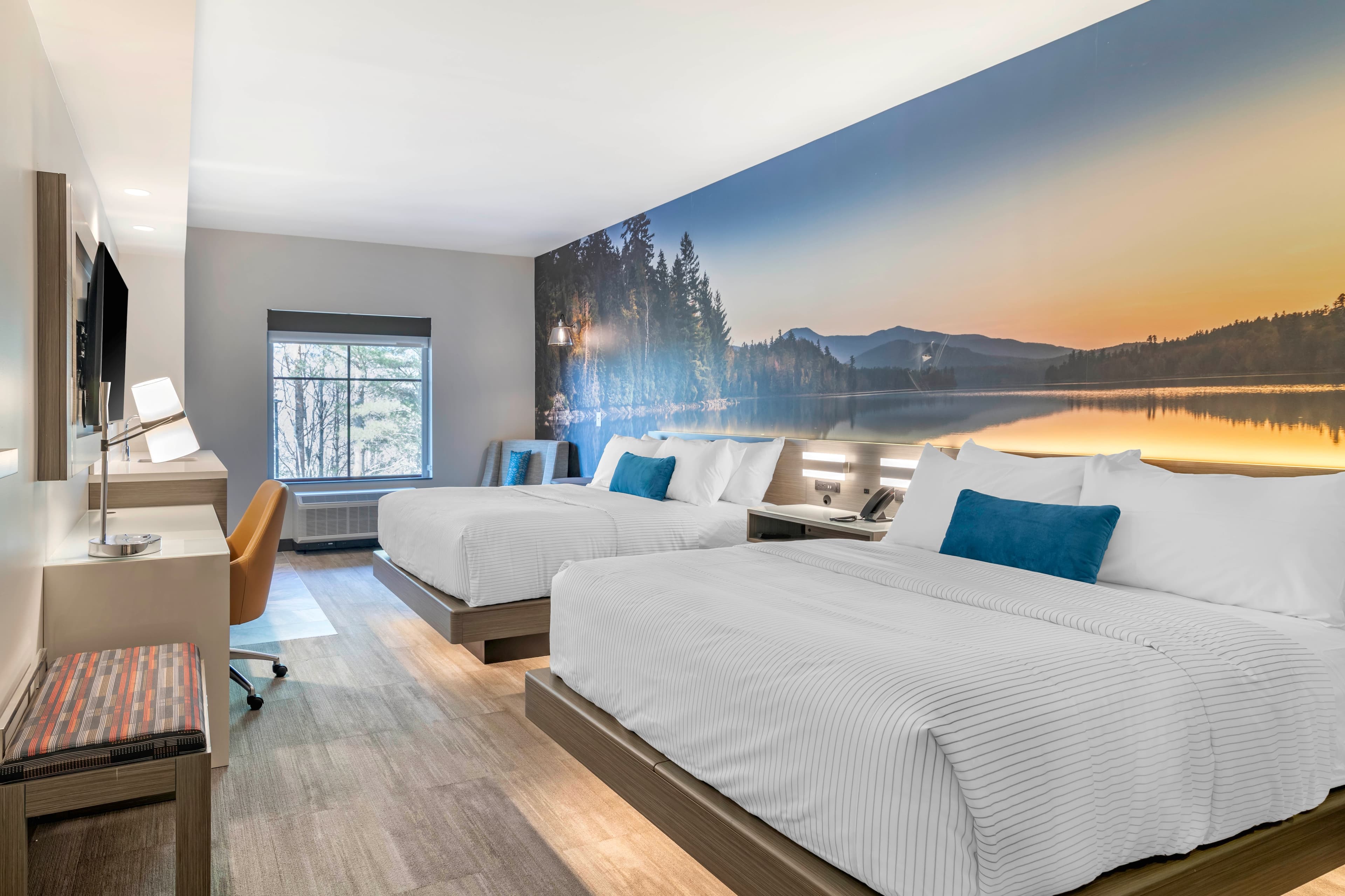 Cambria Hotel Lake Placid - Lakeside Resort — 17