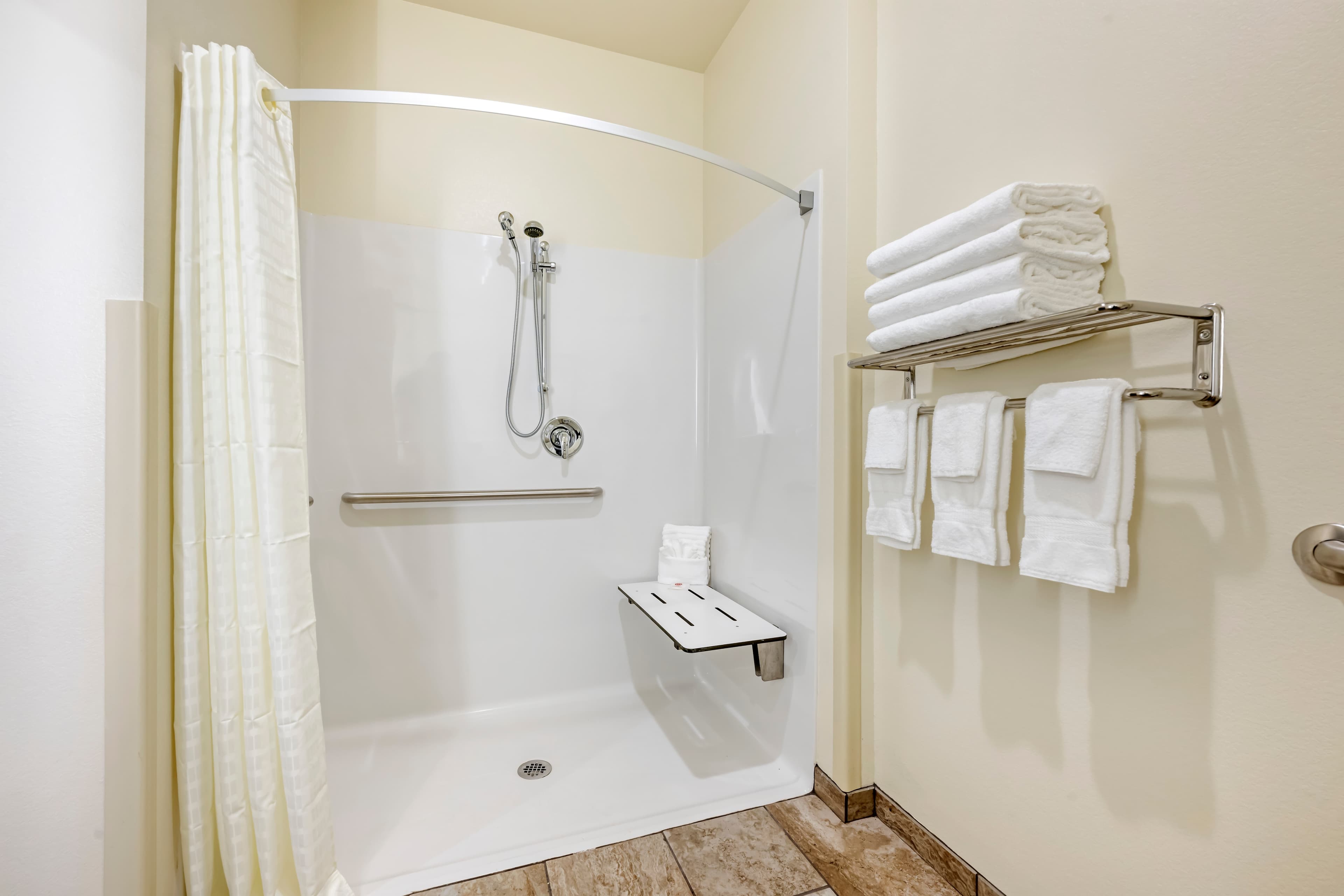 Comfort Inn & Suites Medina NY near Erie Canal — 18
