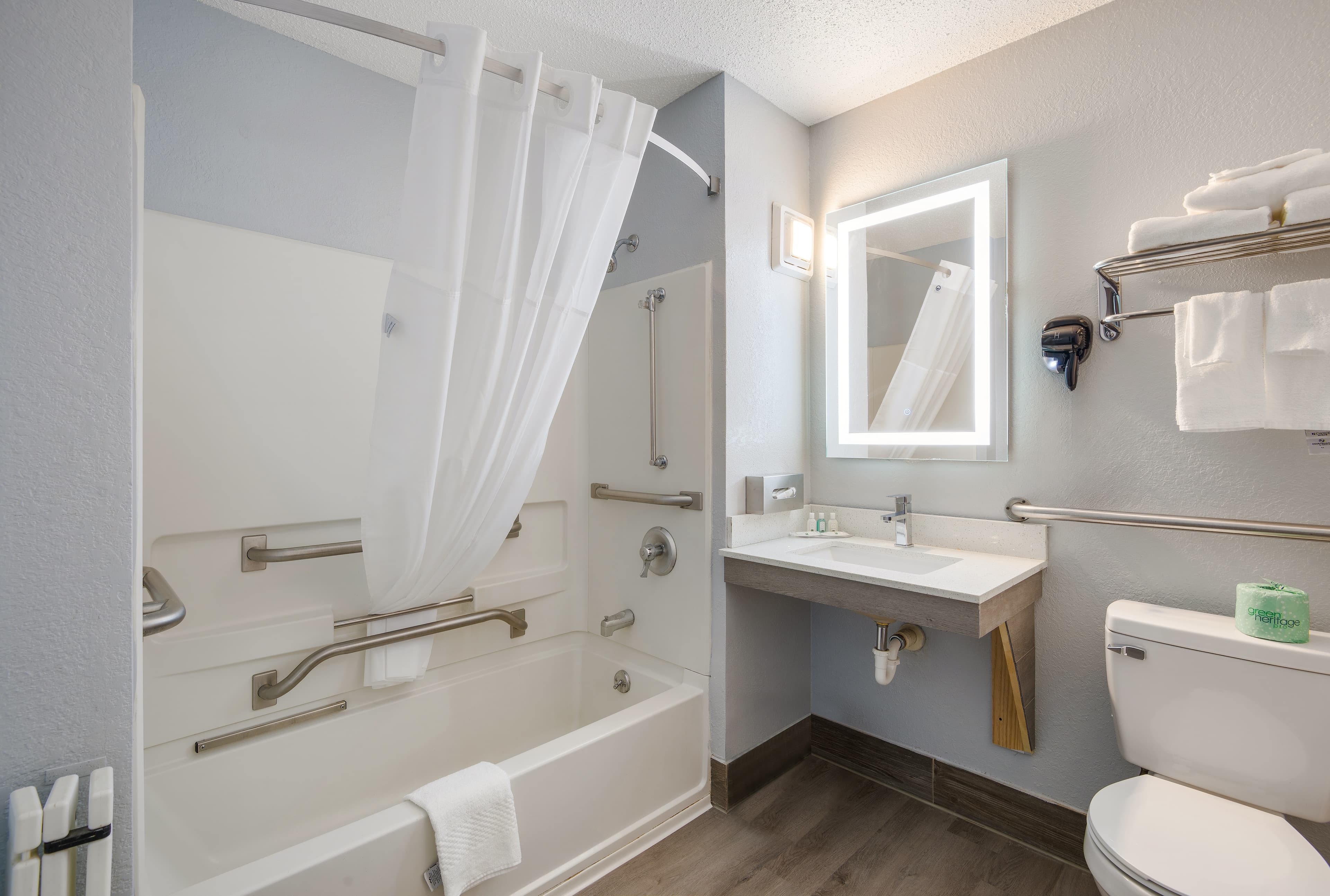 Quality Inn Oneida near Casino — 9