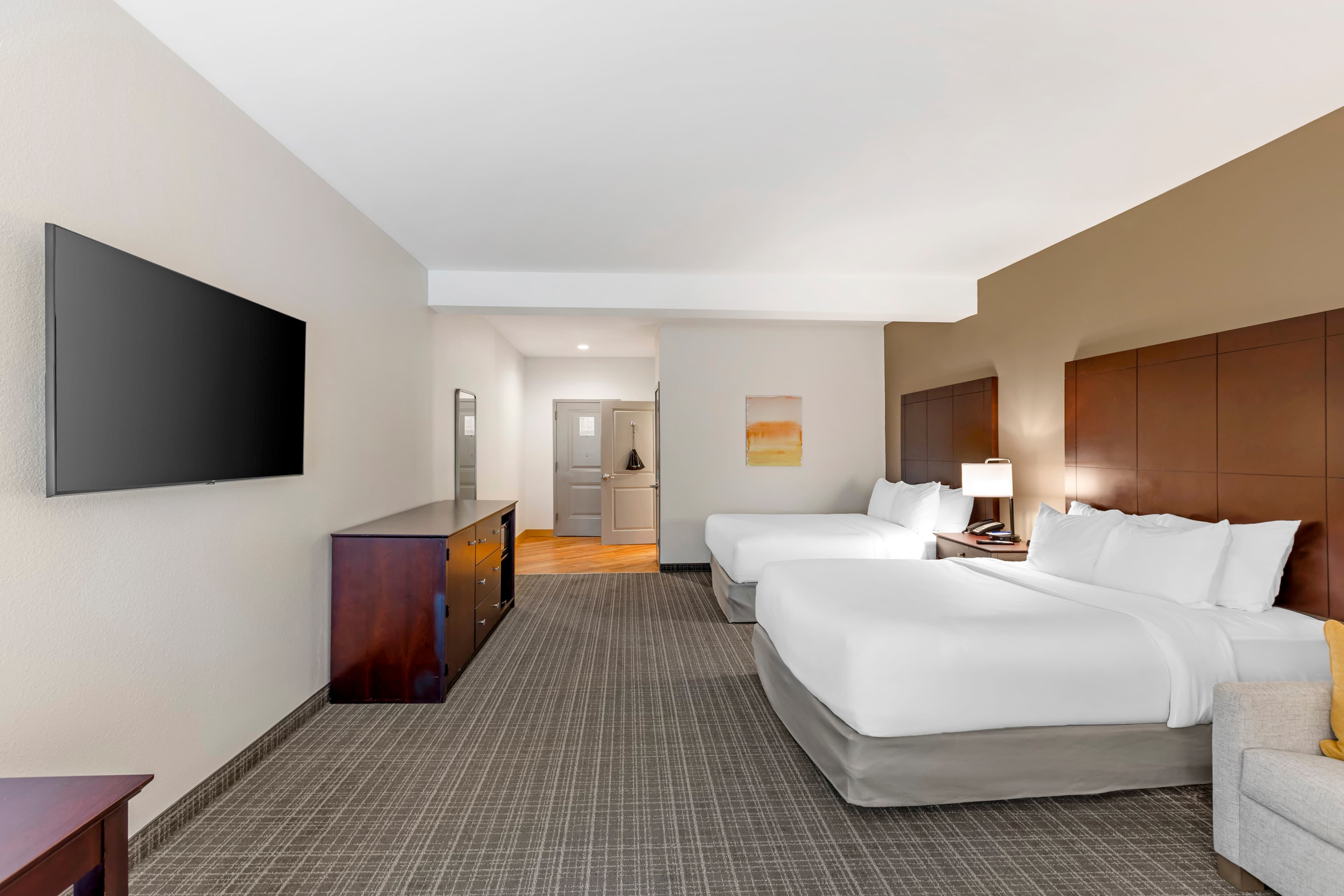 Comfort Inn & Suites Verona at Turning Stone Resort Casino — 20