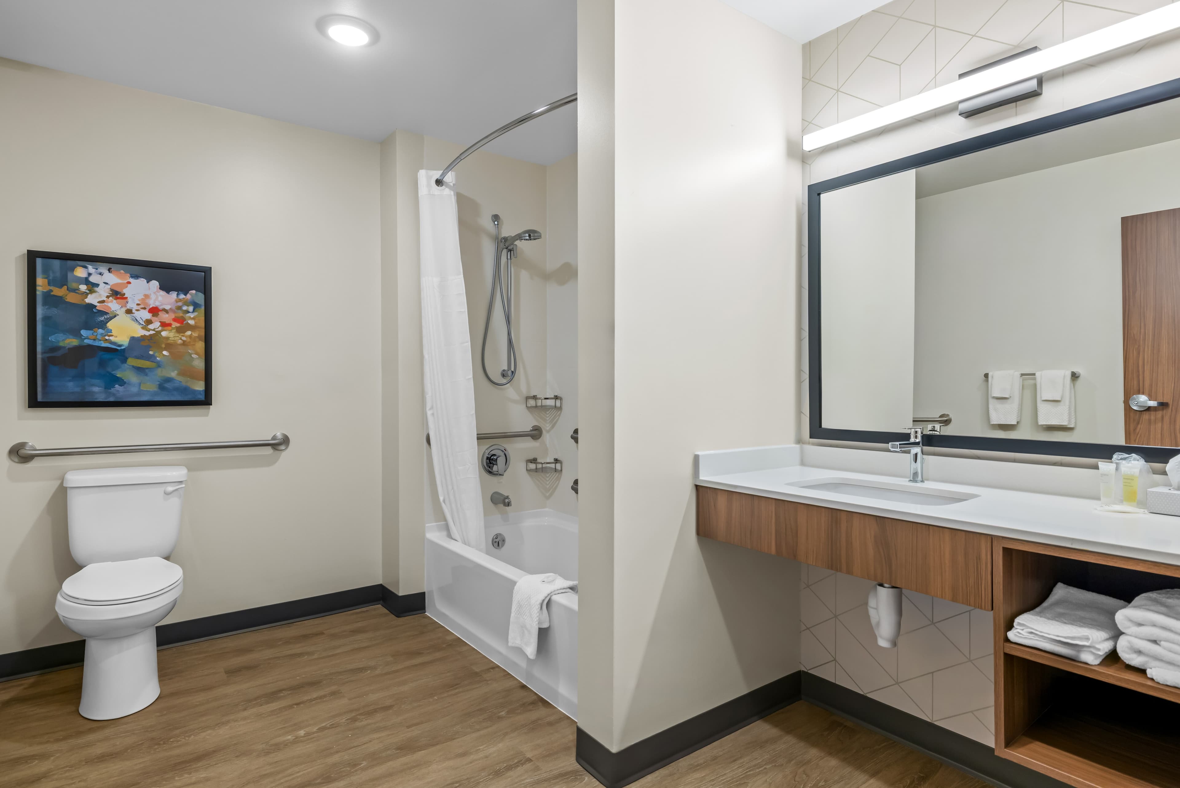 Everhome Suites Rochester Greece — 6