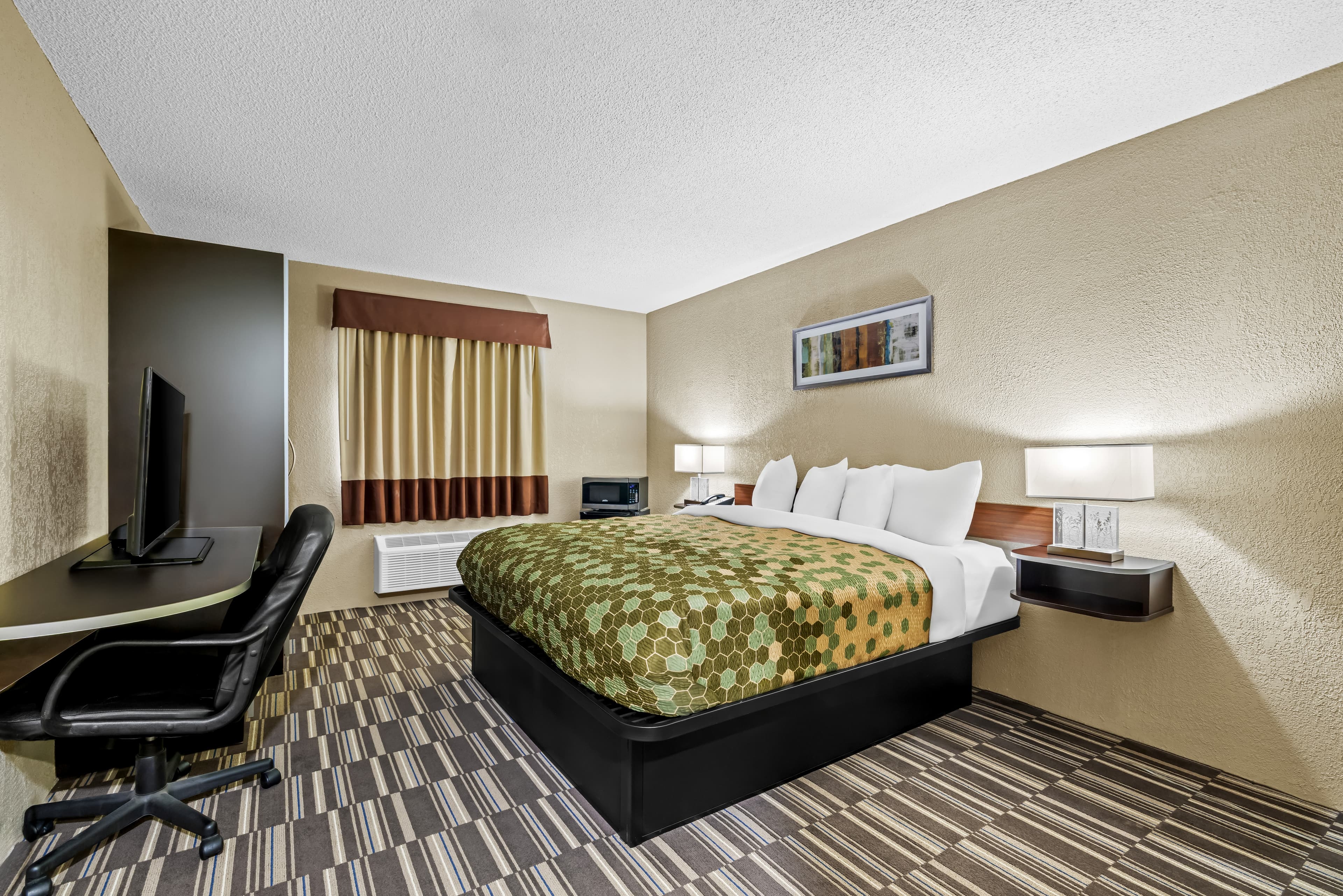 Rodeway Inn — 9