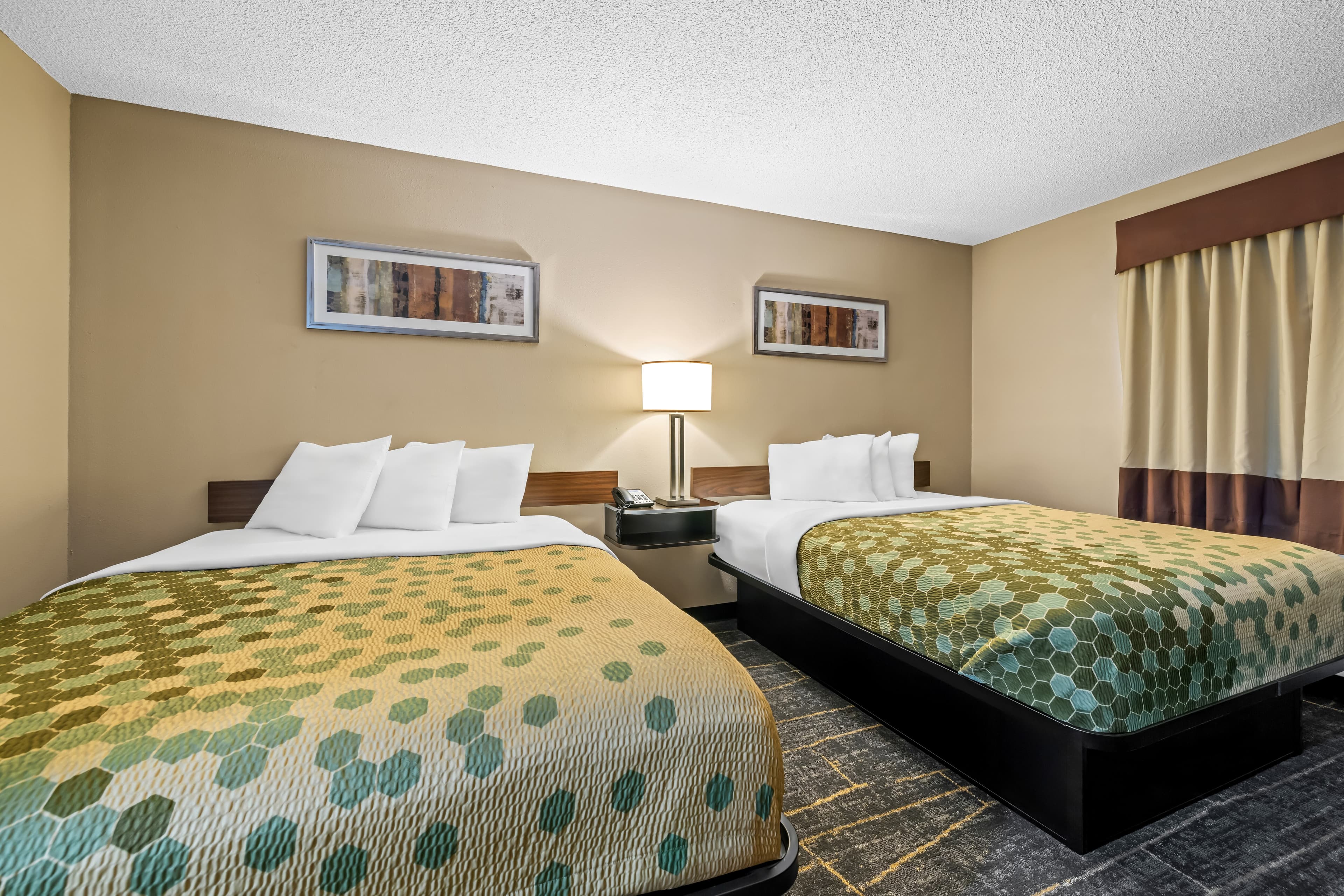 Rodeway Inn — 16