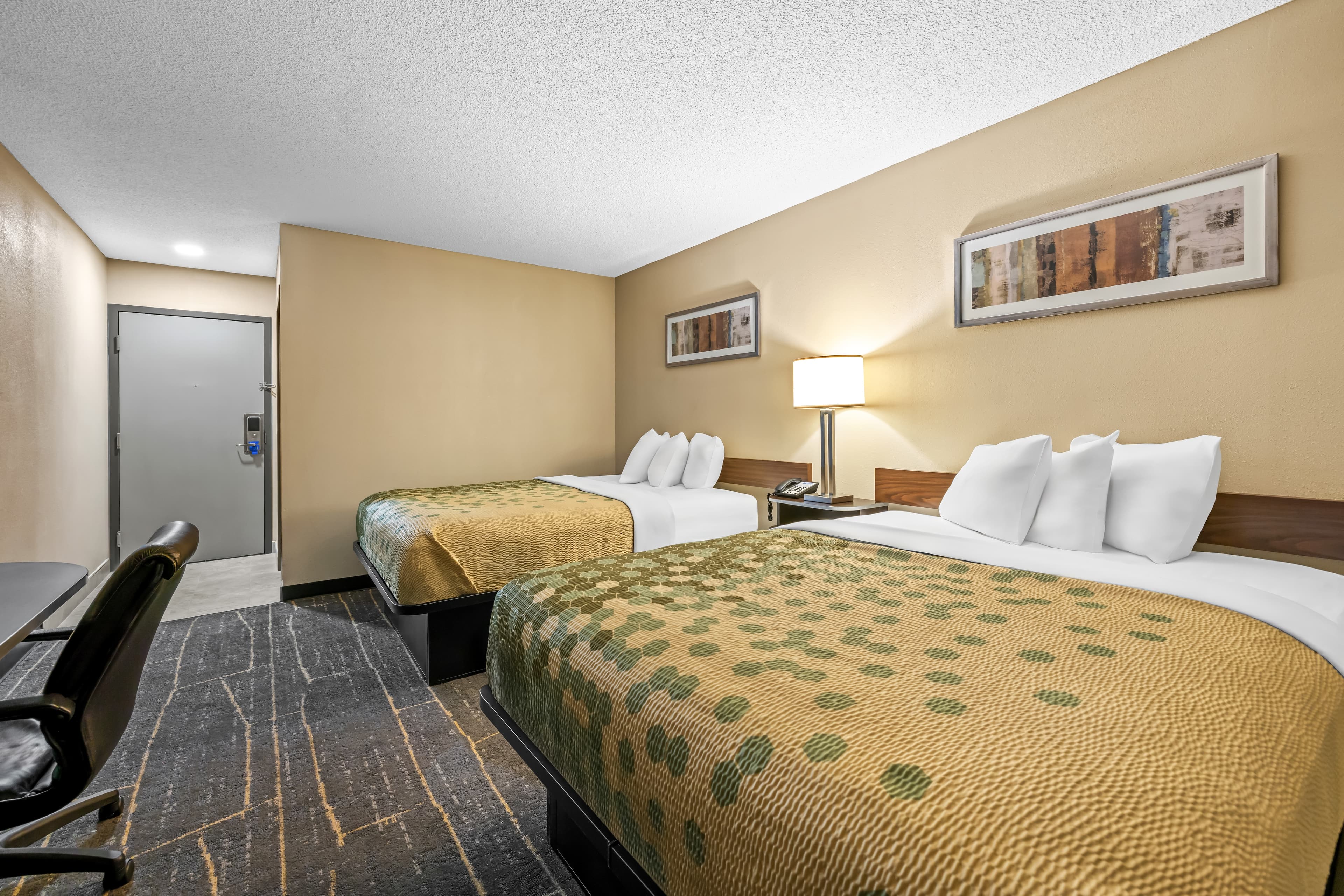 Rodeway Inn — 17