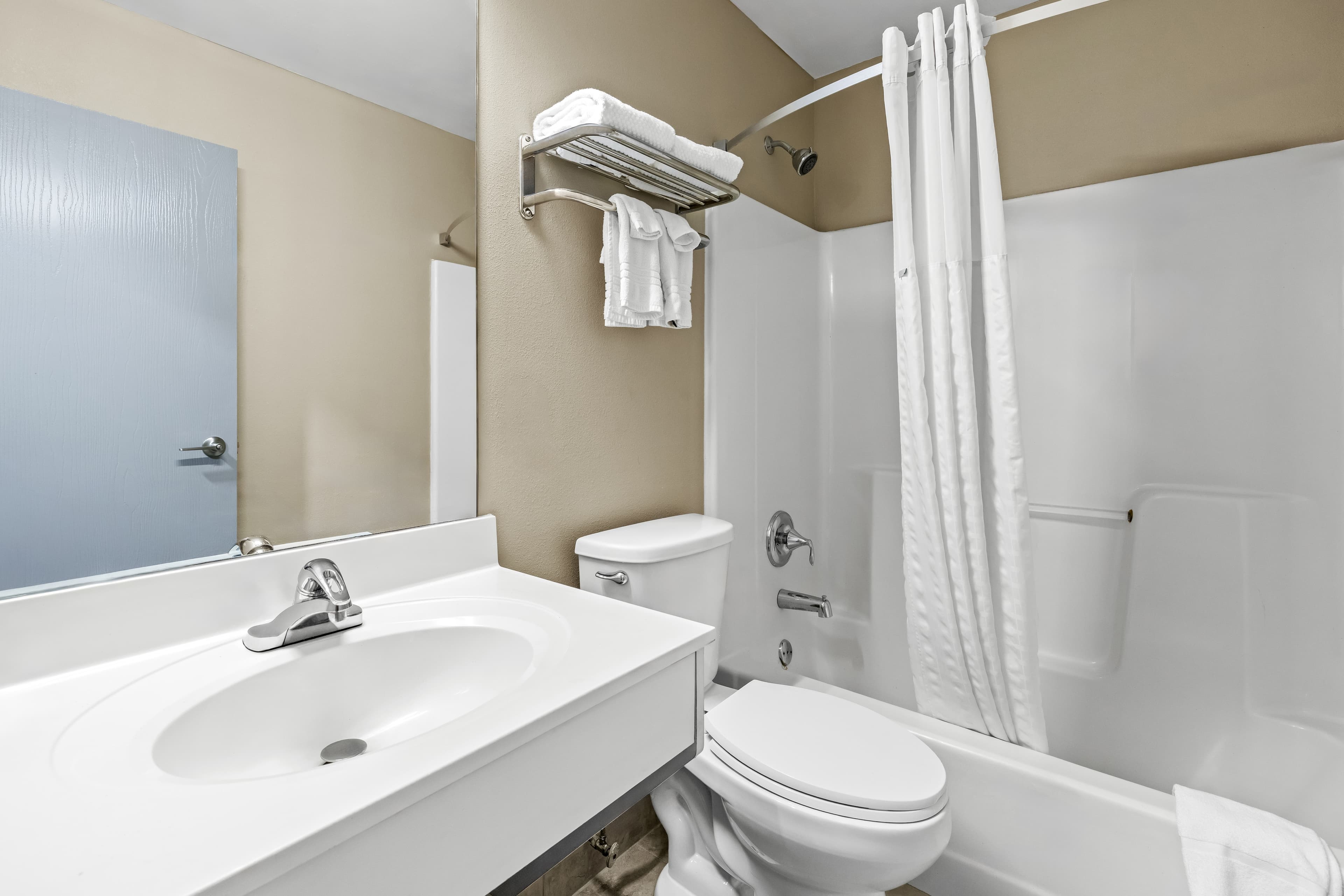 Rodeway Inn — 21