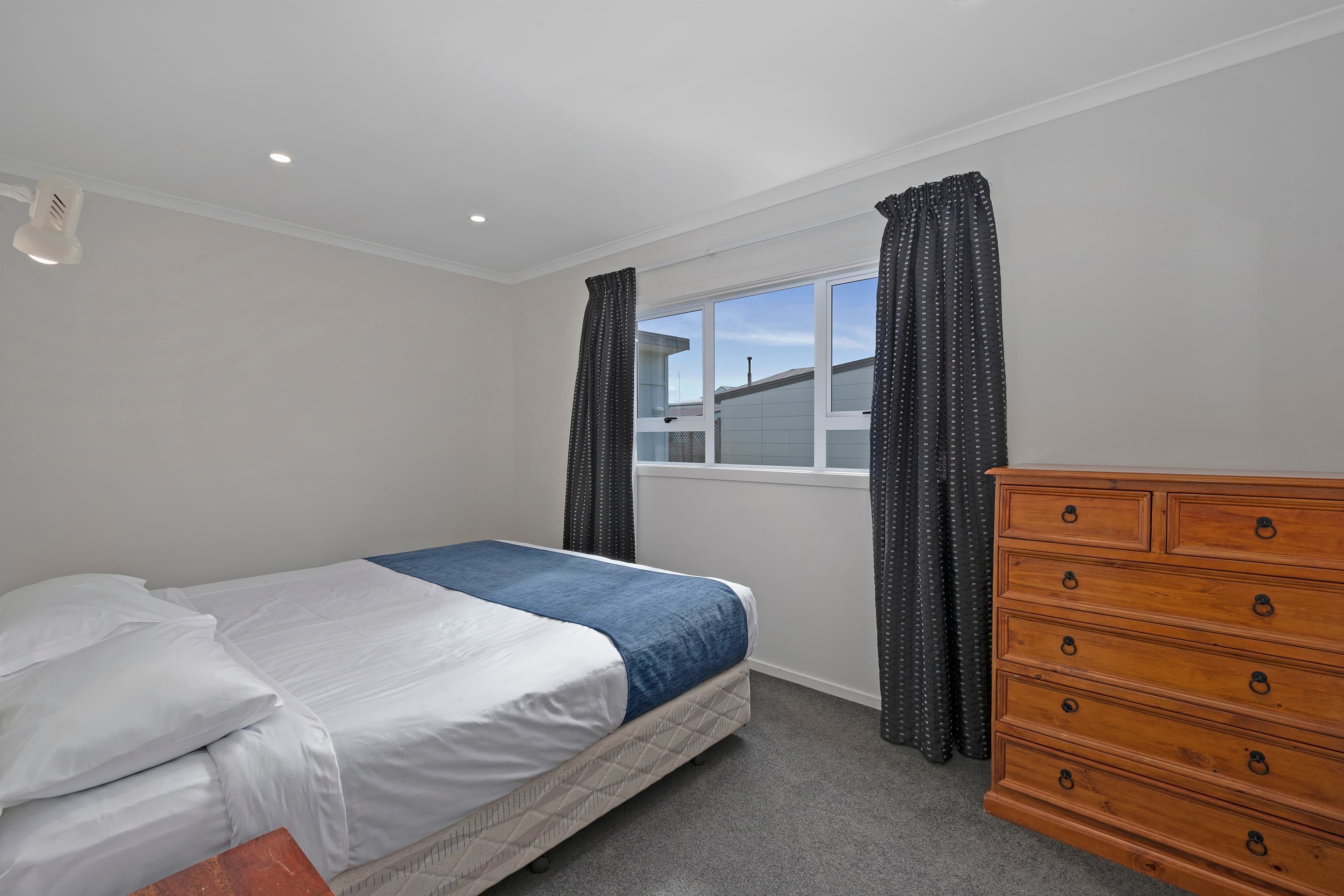 Comfort Inn Westshore Beach - Image 3