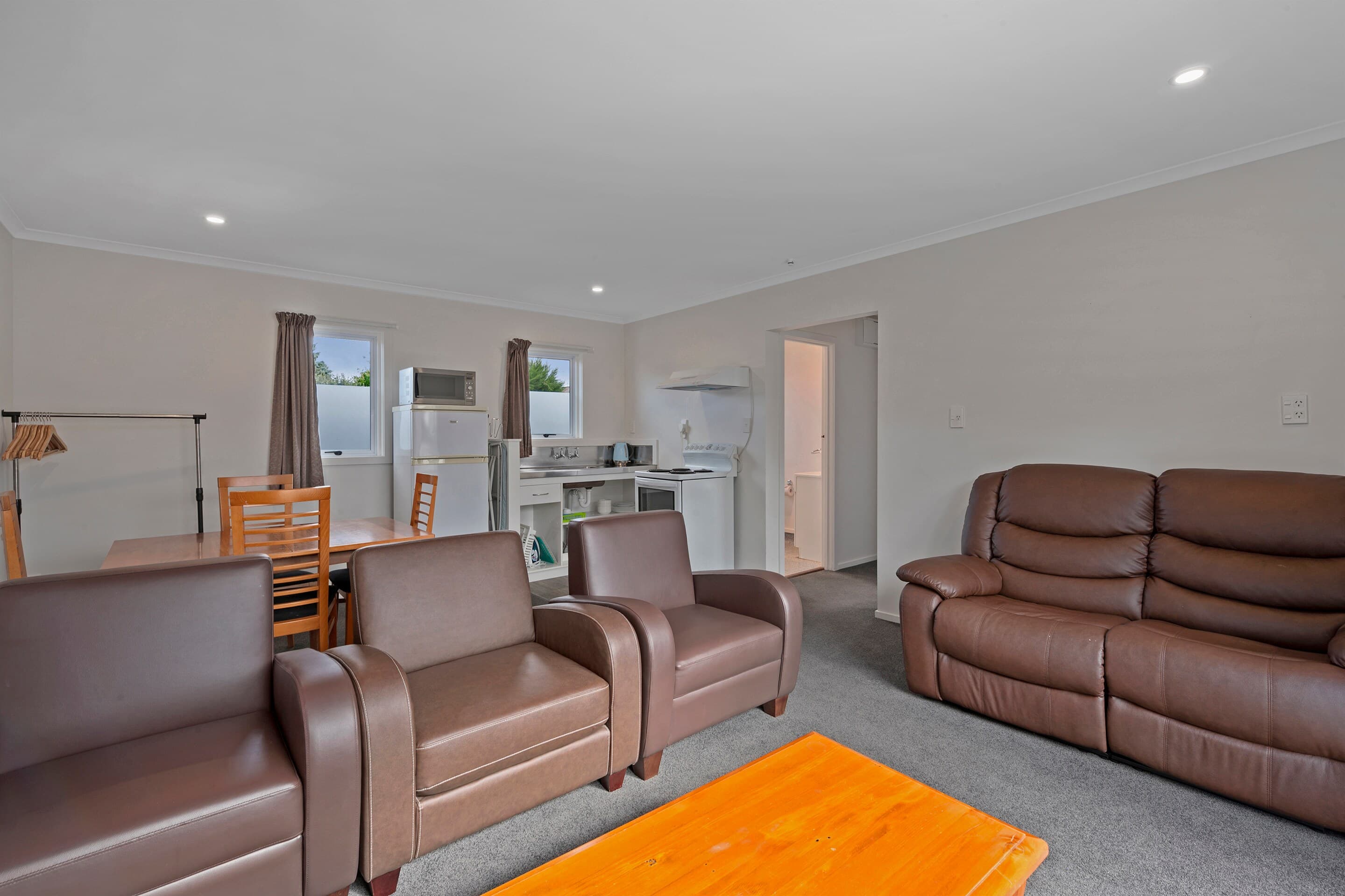 Comfort Inn Westshore Beach - Image 4