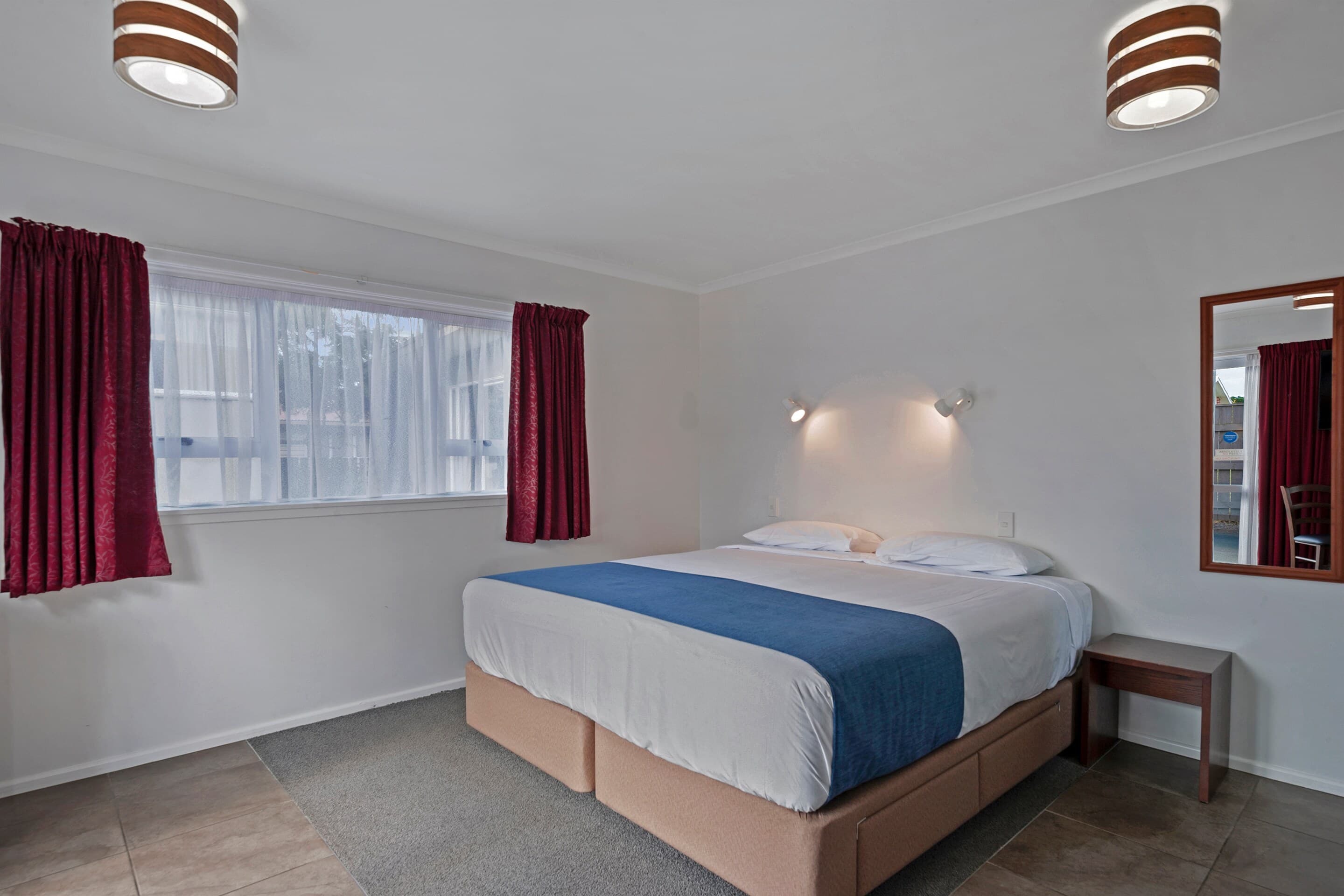 Comfort Inn Westshore Beach — 11