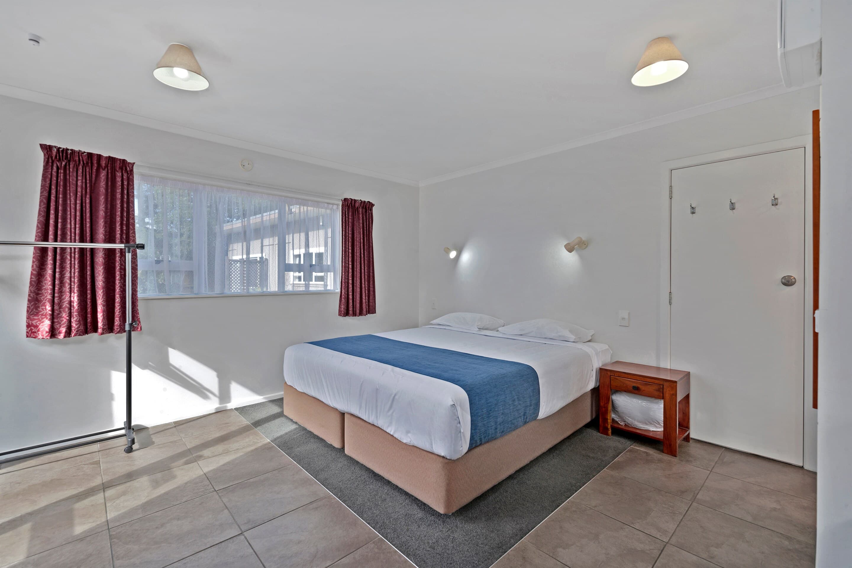 Comfort Inn Westshore Beach — 13