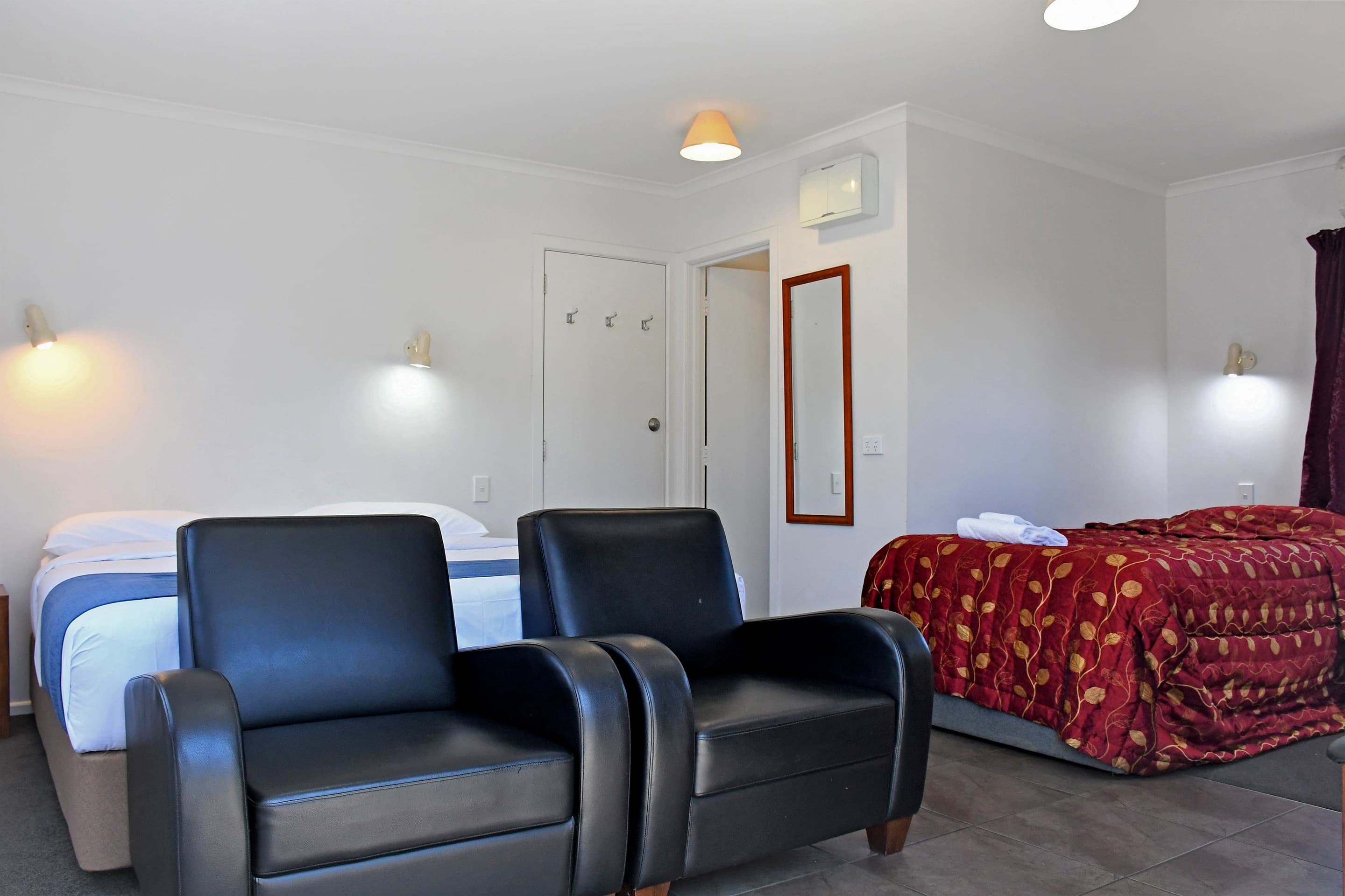 Comfort Inn Westshore Beach — 16