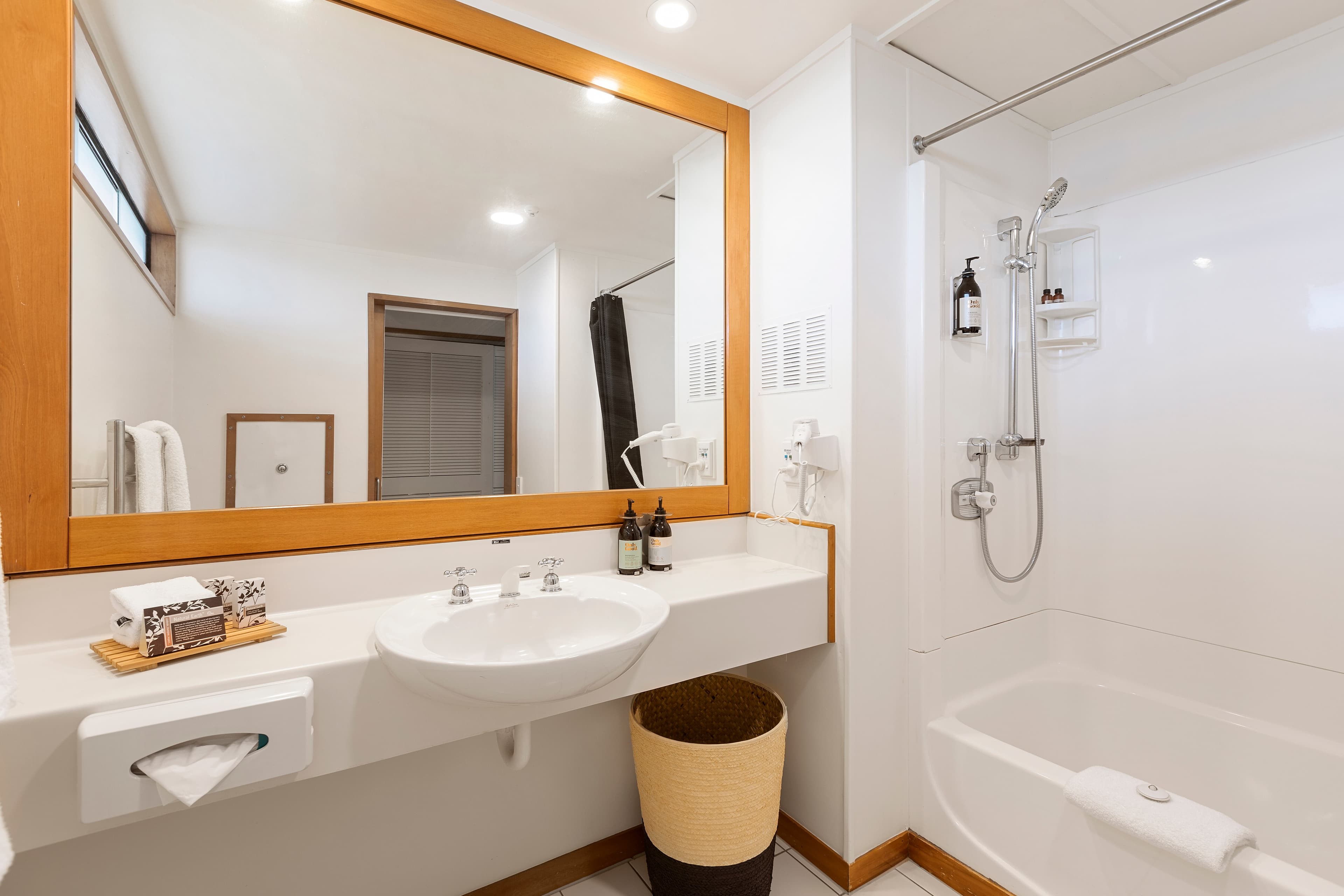 Quality Hotel Lincoln Green — 11