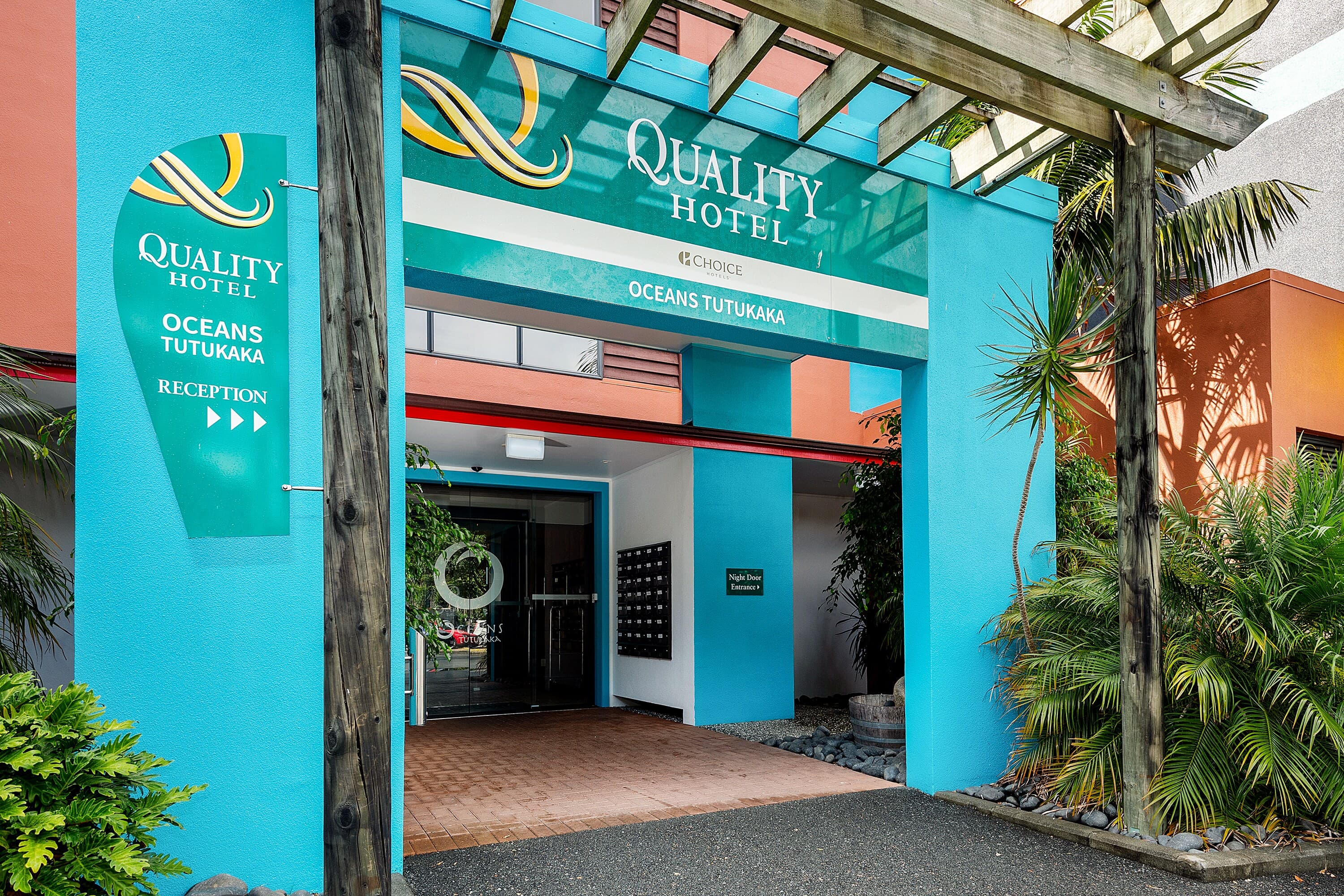 Quality Hotel Oceans Tutukaka - Image 1