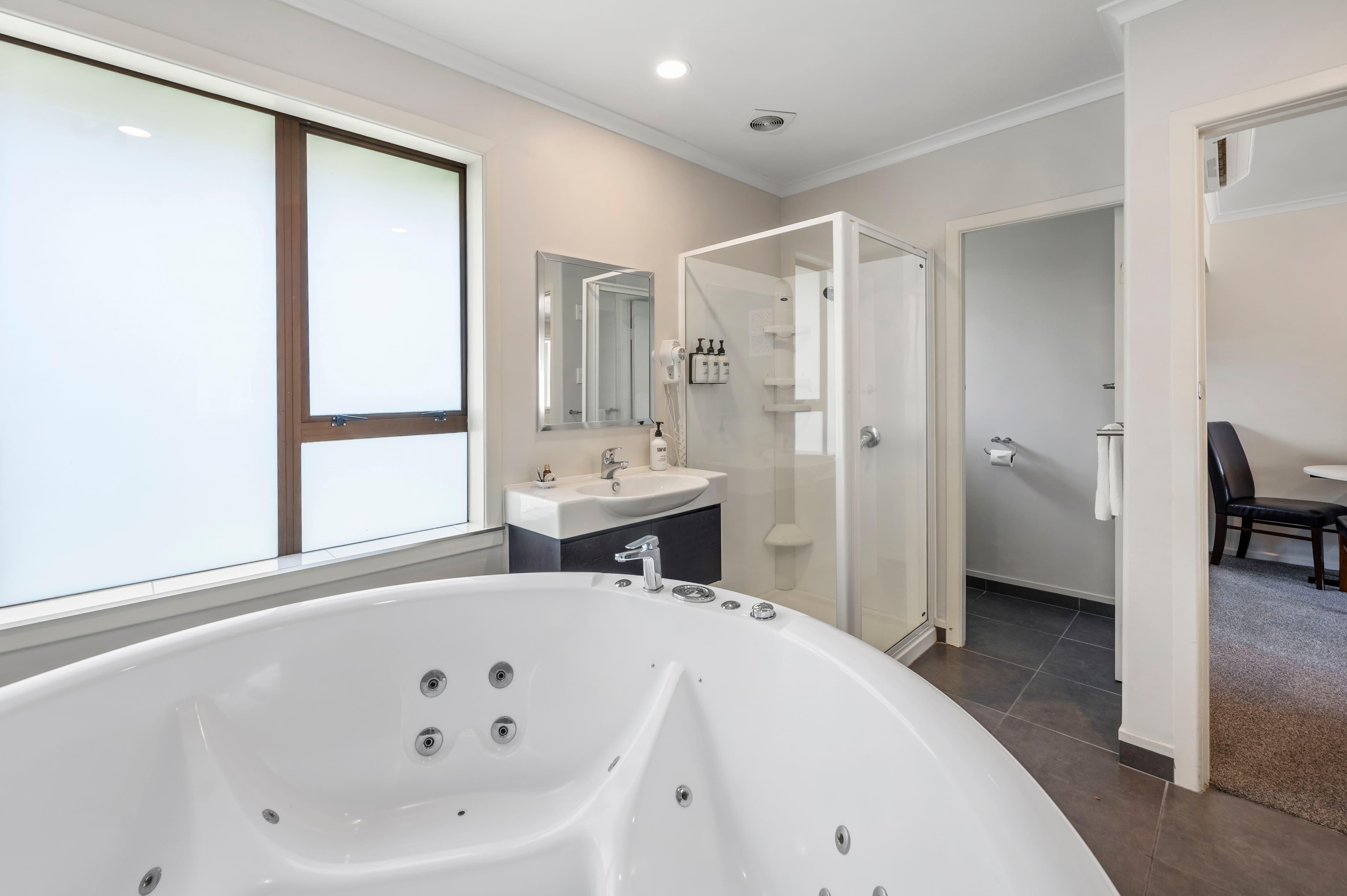 Quality Inn Acapulco Taupo — 88