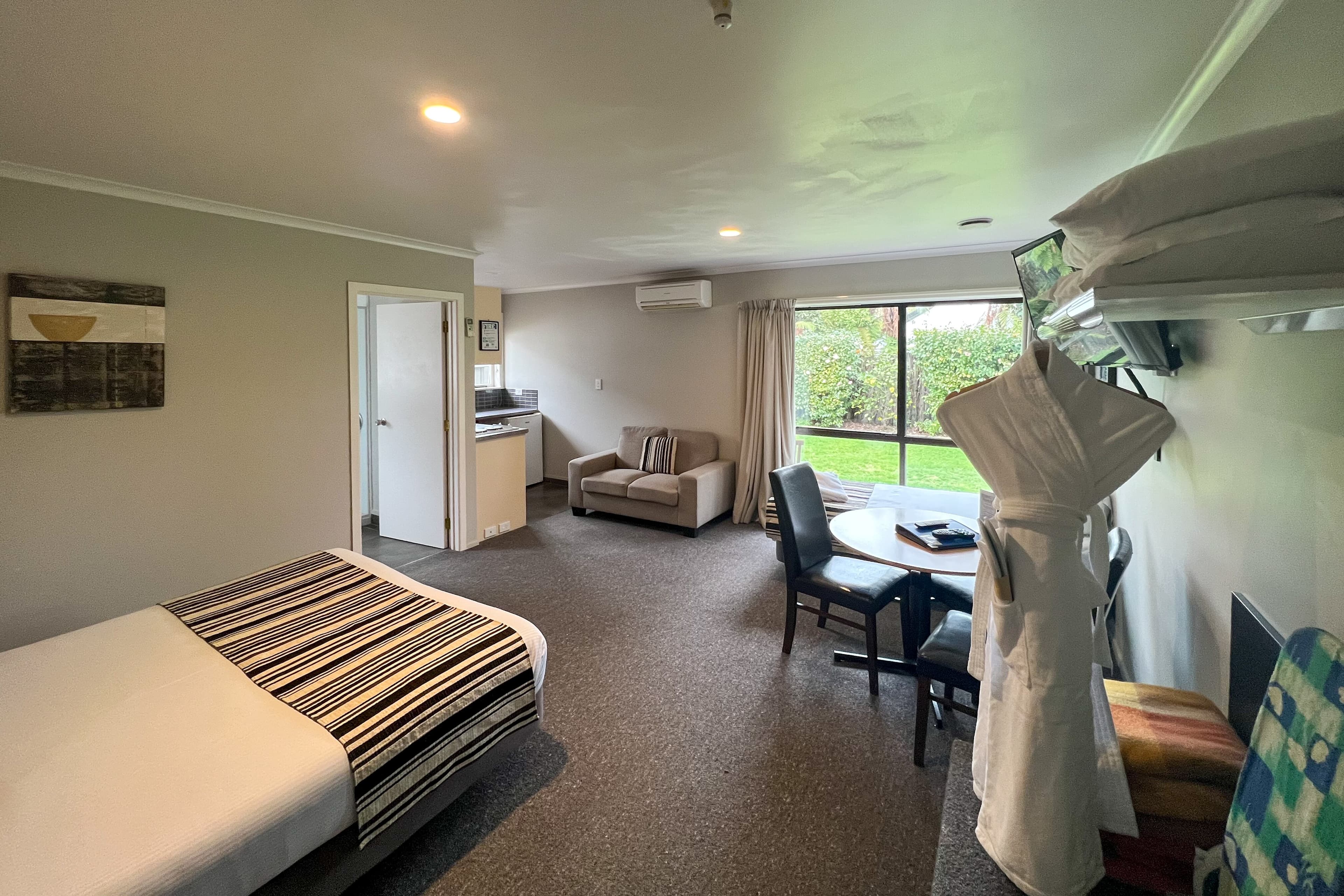 Quality Inn Acapulco Taupo — 100