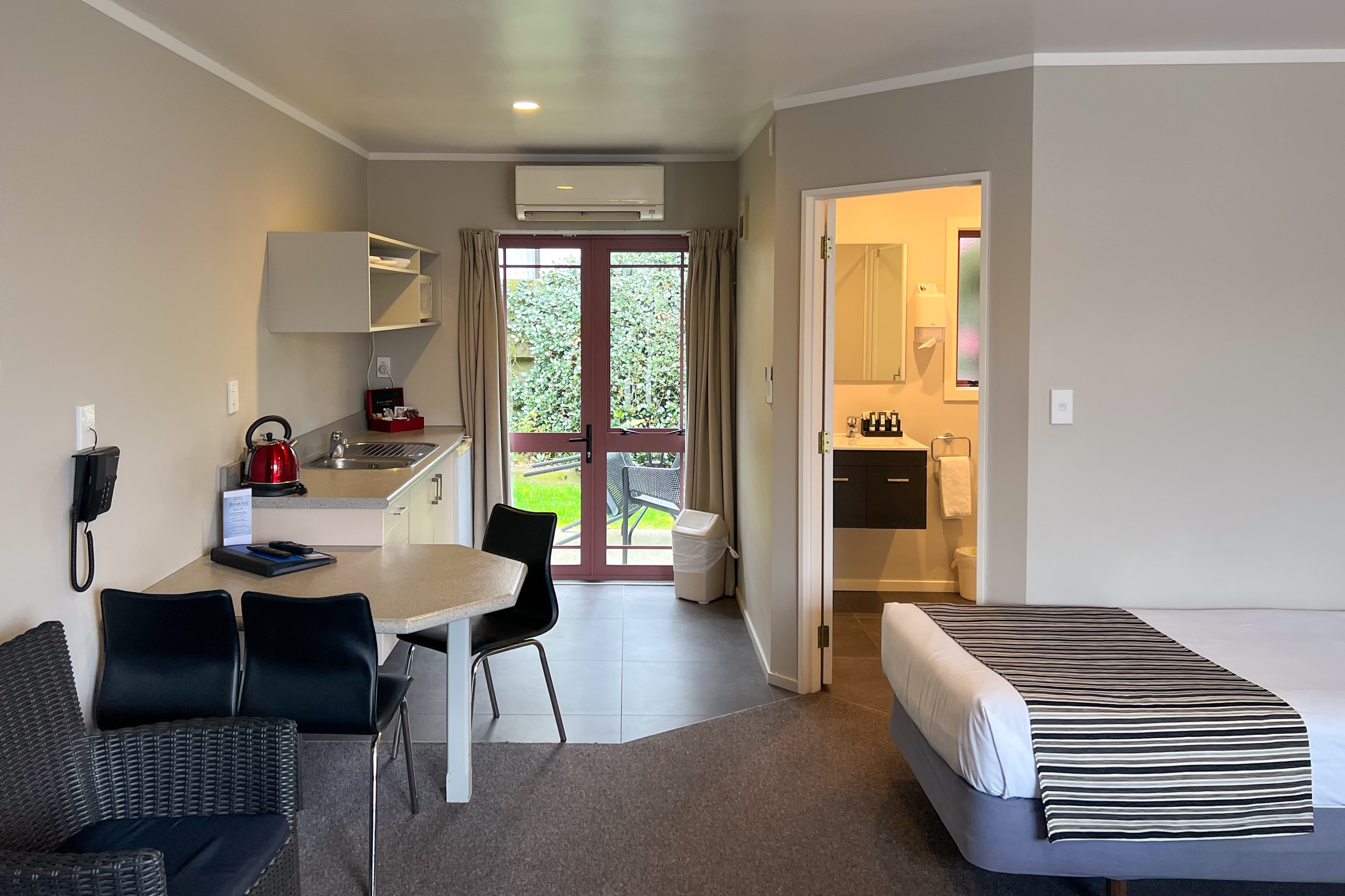 Quality Inn Acapulco Taupo — 135