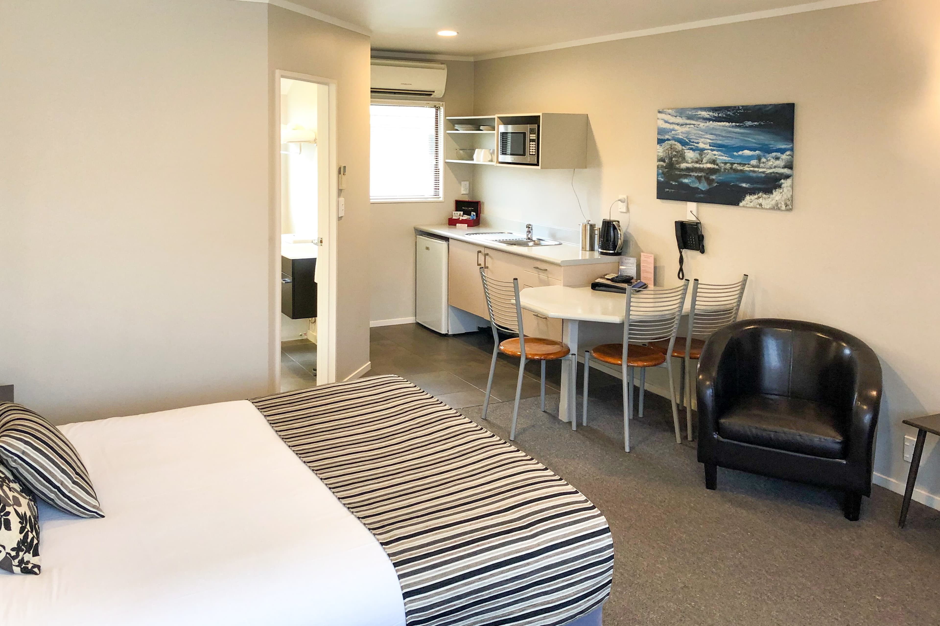 Quality Inn Acapulco Taupo — 169