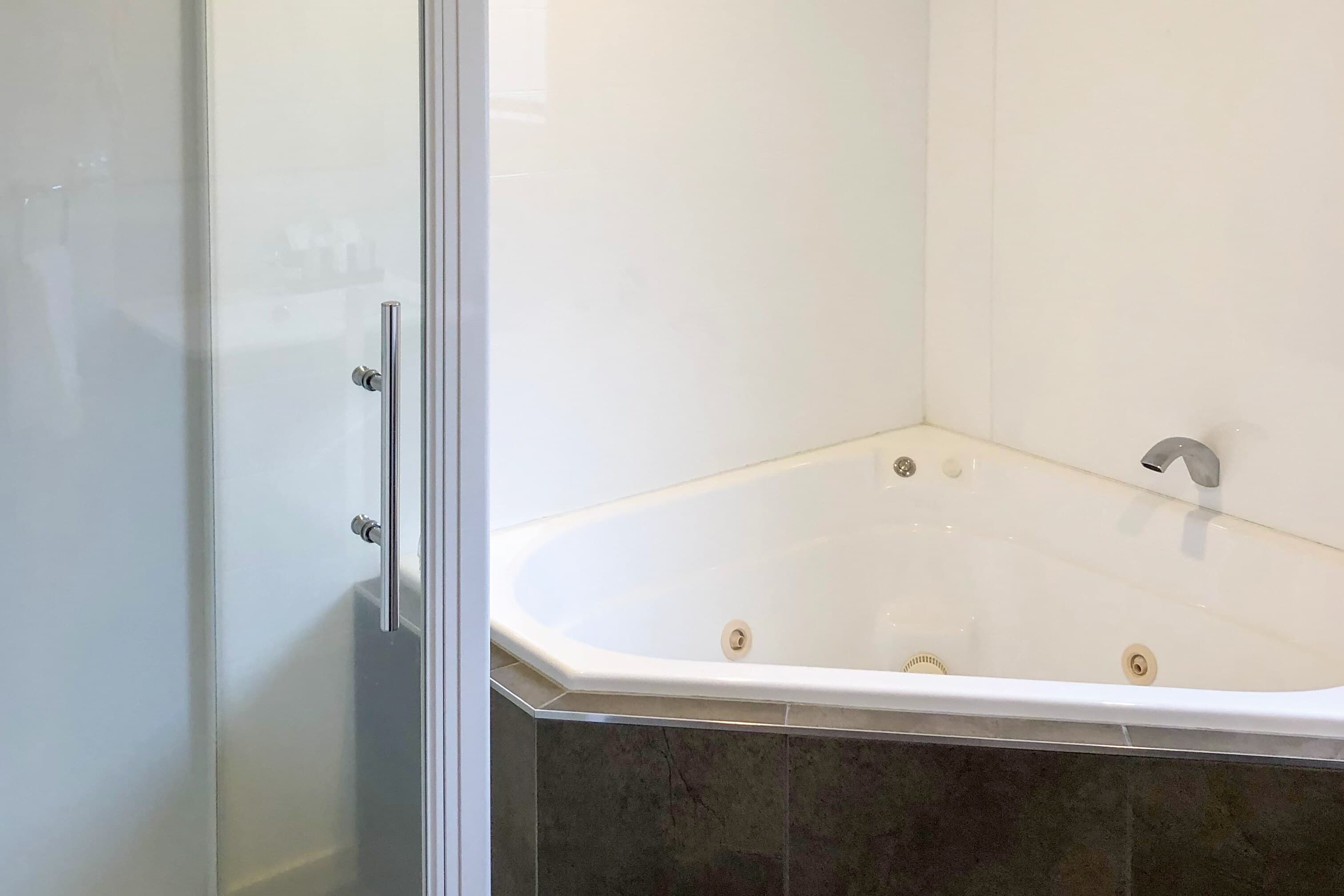 Quality Inn Acapulco Taupo — 173