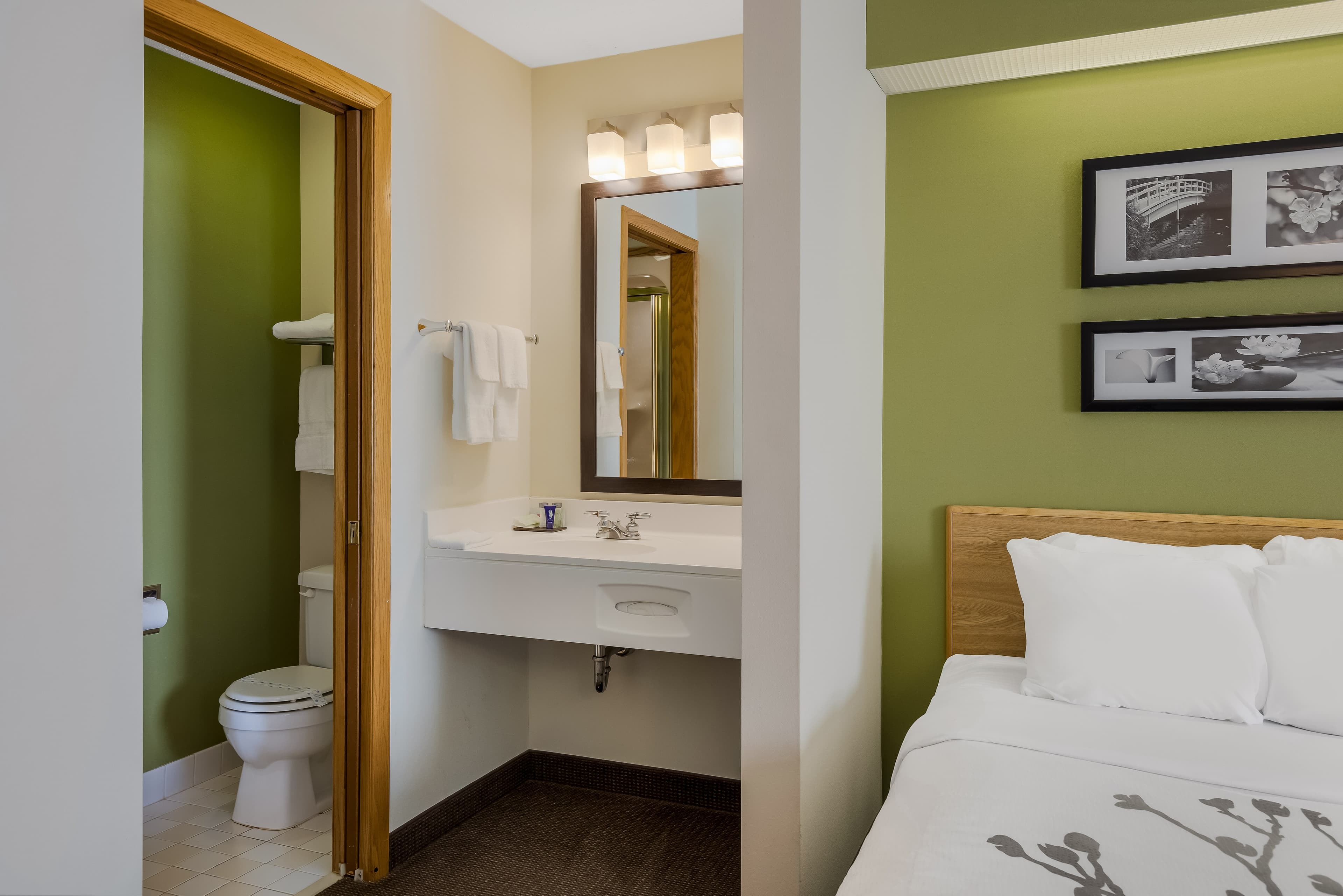 Sleep Inn Bolivar - Image 5