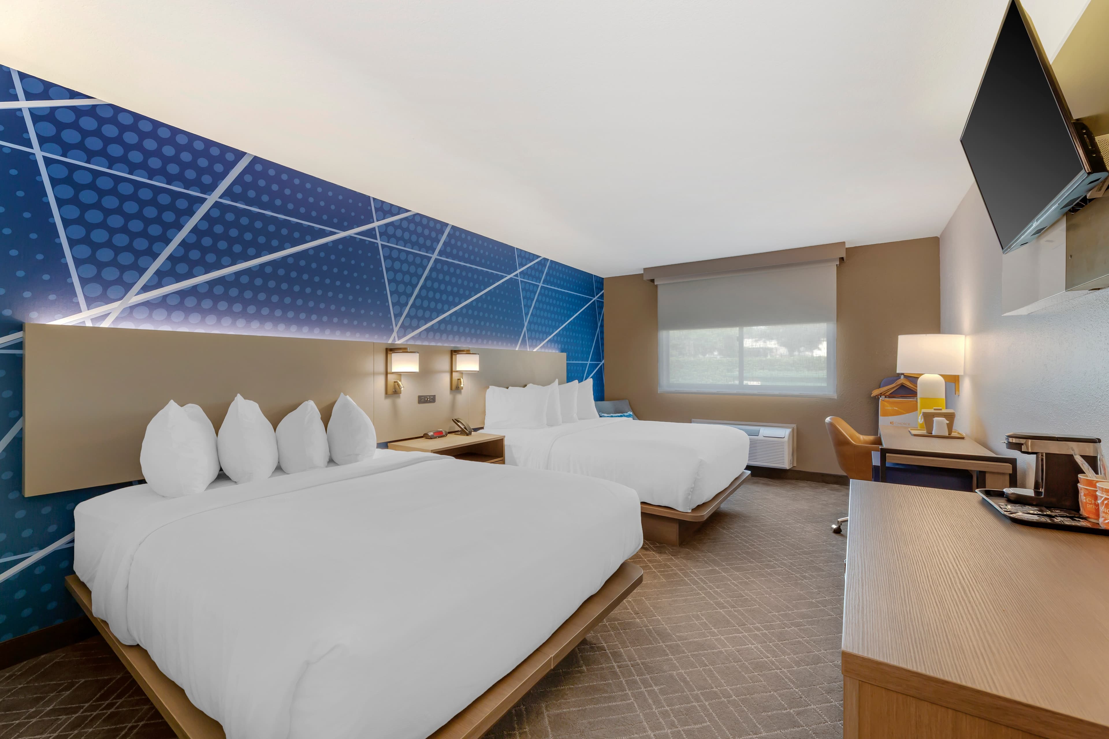 Comfort Inn River's Edge - Image 3