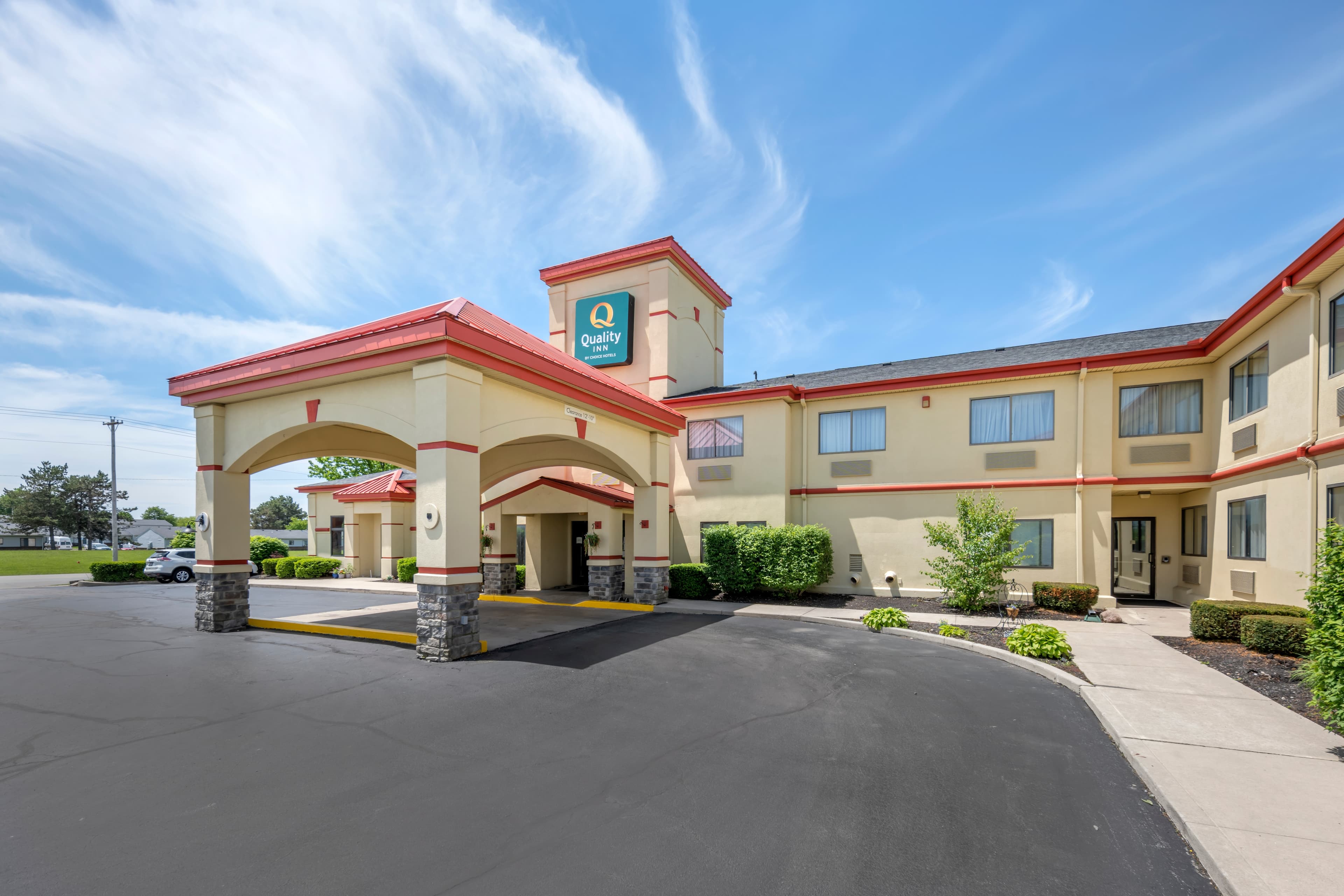 Quality Inn Greenville North - Image 1