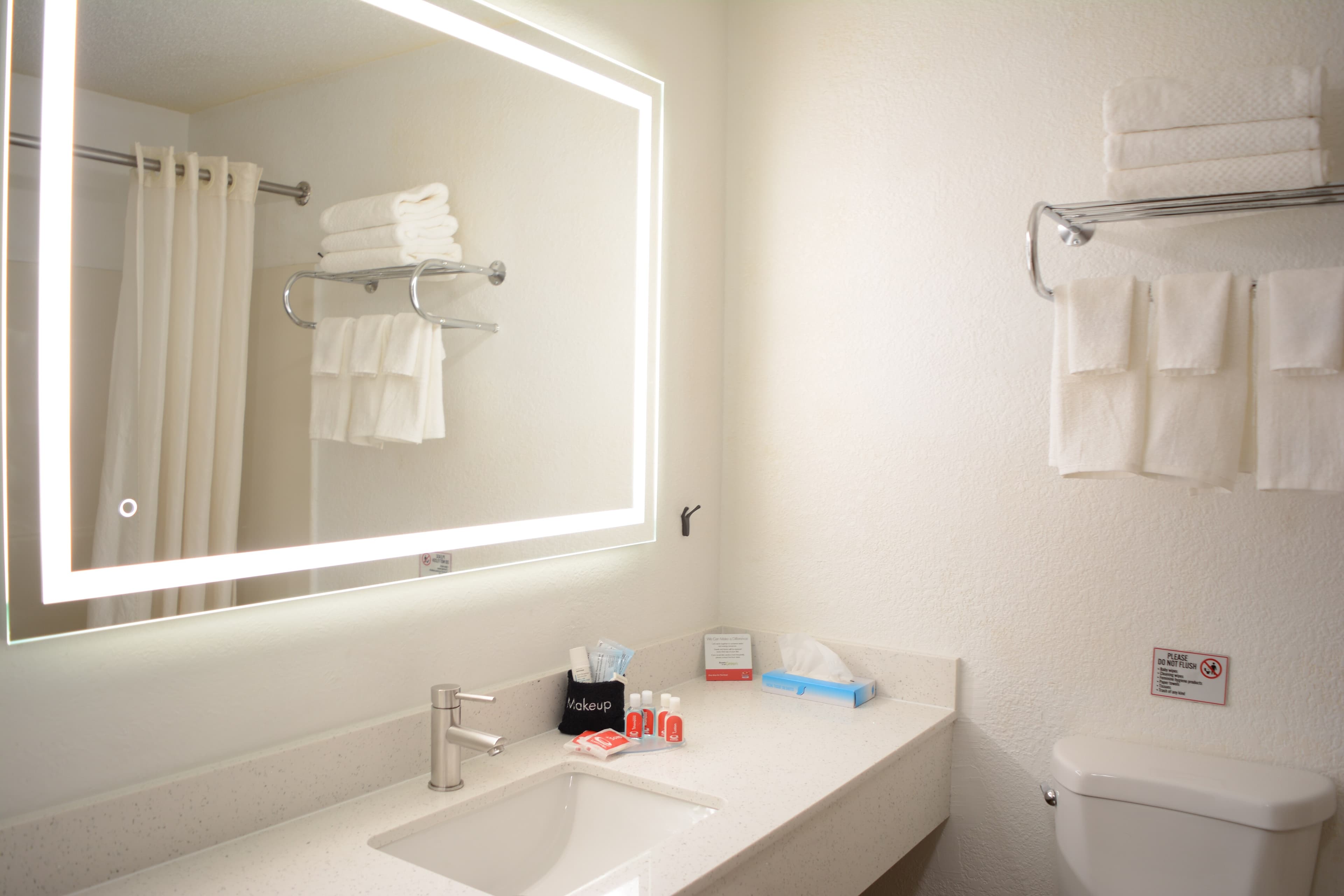 Econo Lodge Cleveland Southeast - Kent — 22