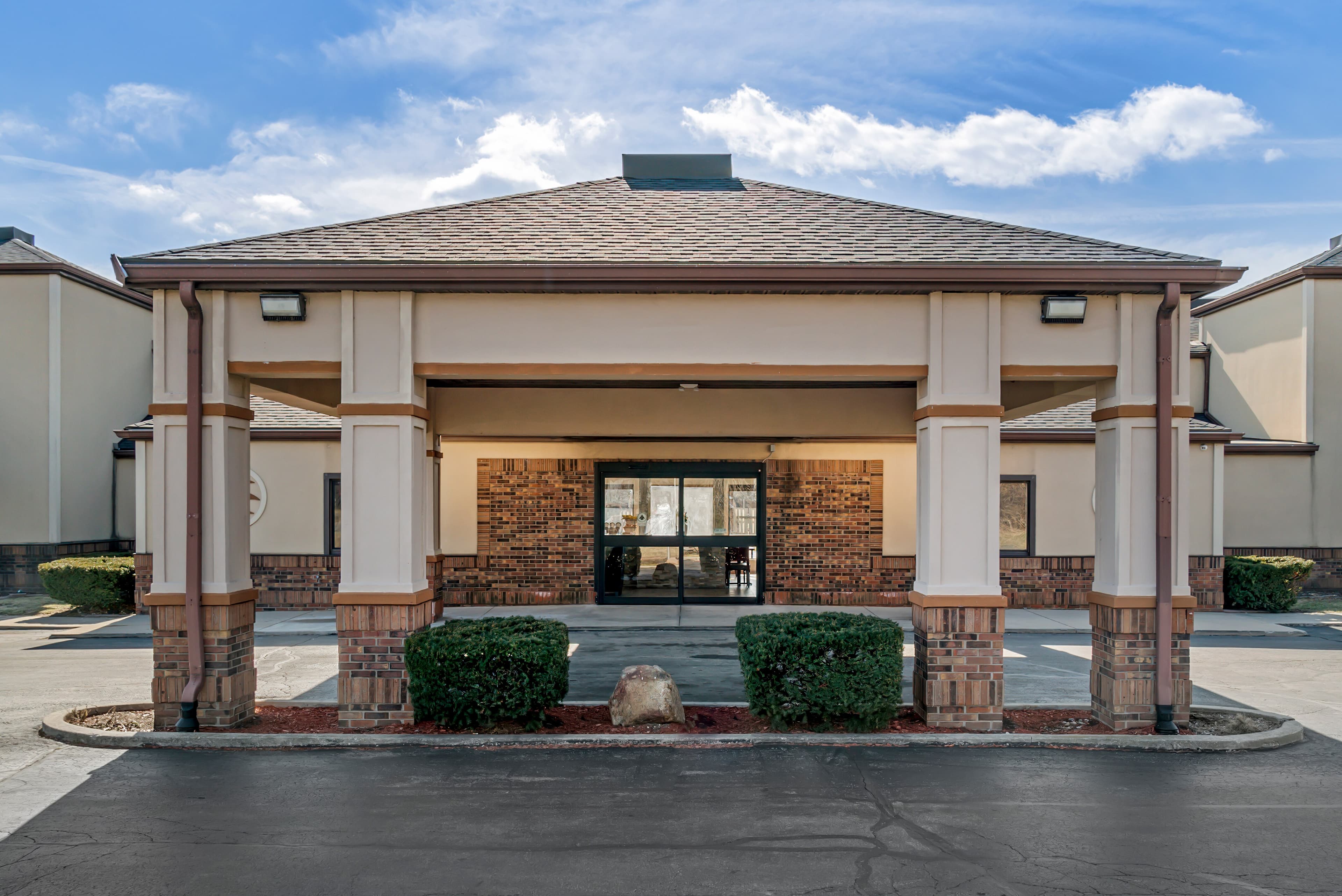 Comfort Inn East Oregon - Toledo - Image 1