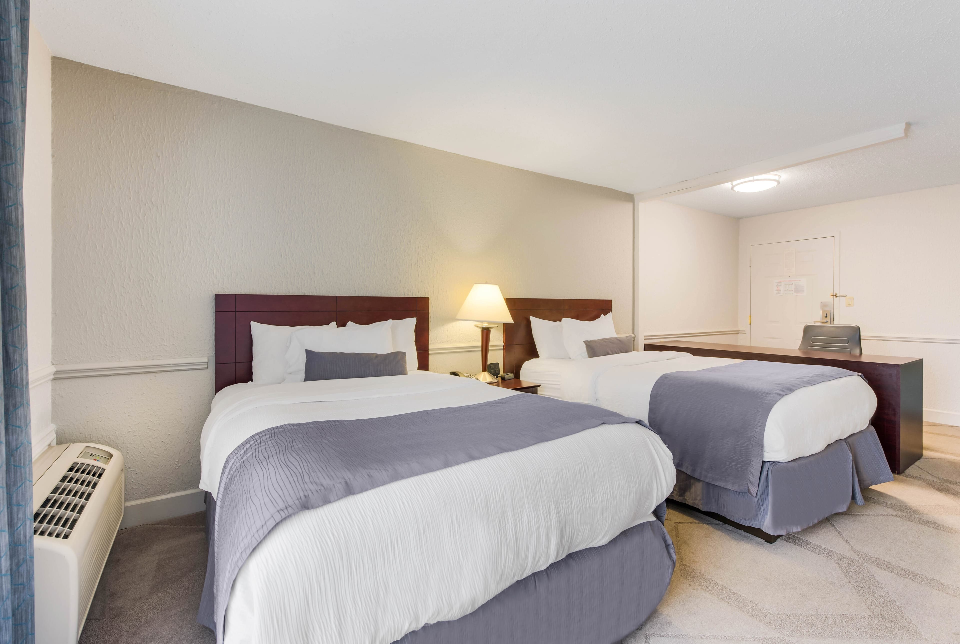 The Blu Hotel Blue Ash Cincinnati, an Ascend Collection Hotel - Image 3