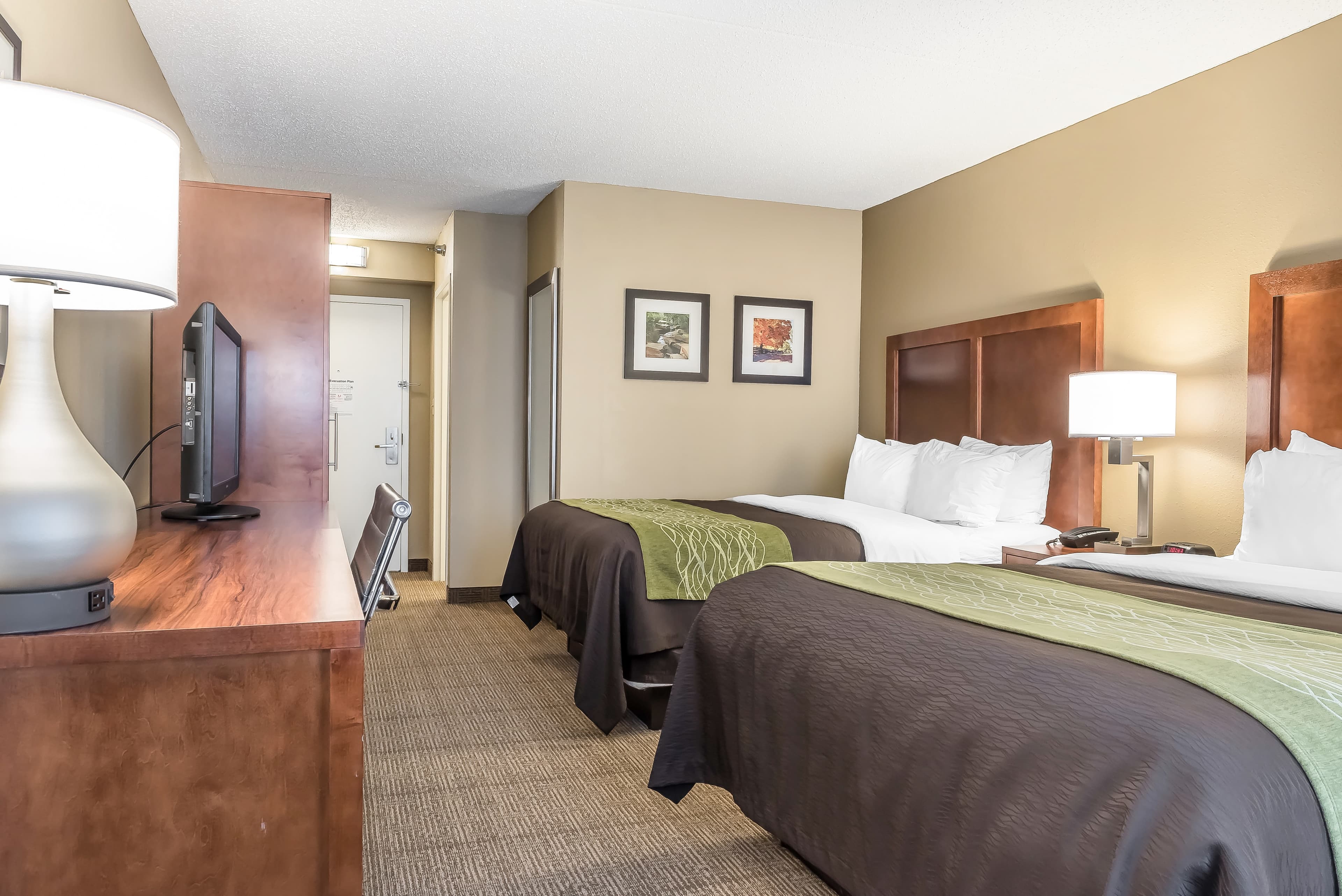 Comfort Inn & Suites Piqua-Near Troy-I75 — 25