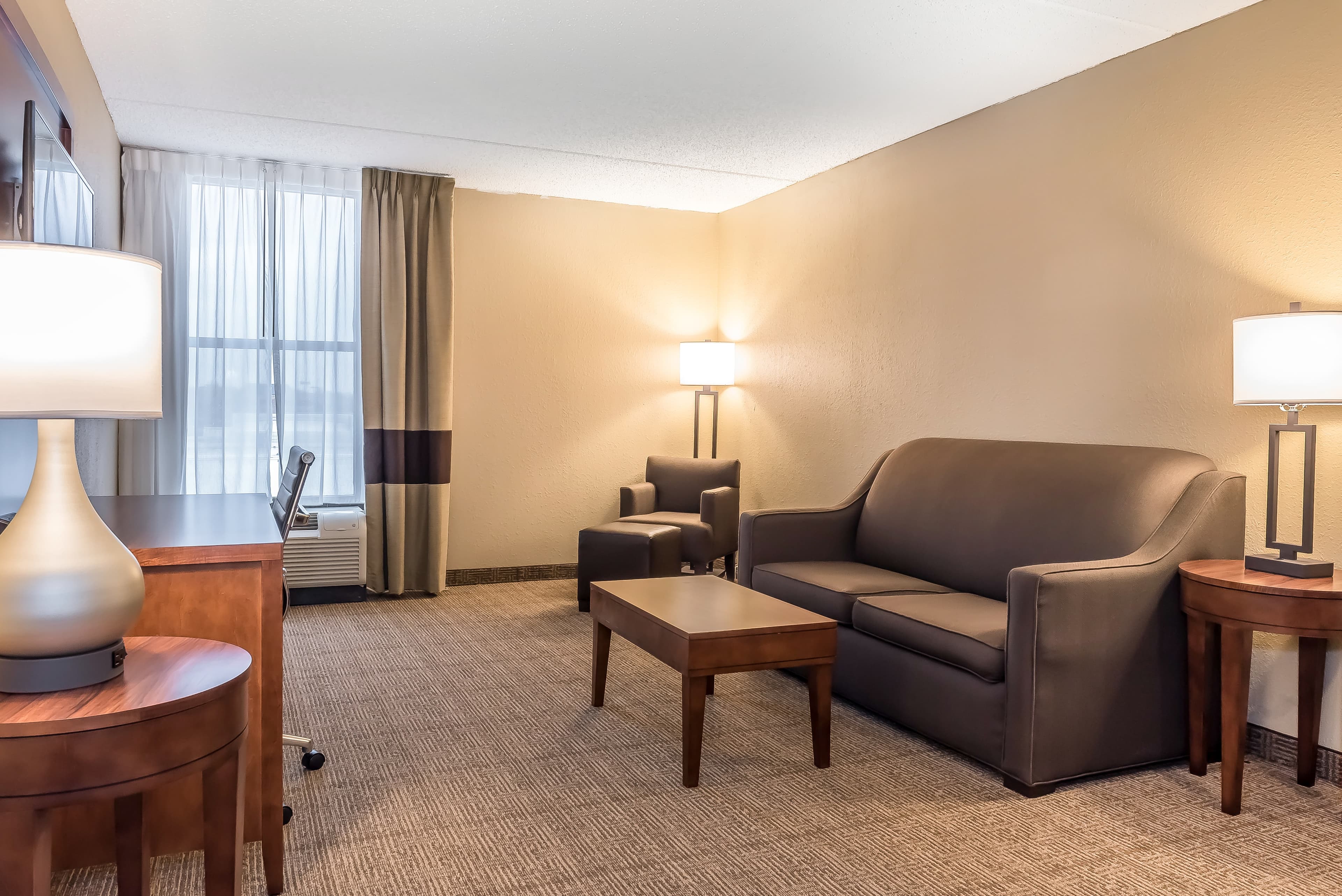 Comfort Inn & Suites Piqua-Near Troy-I75 — 35