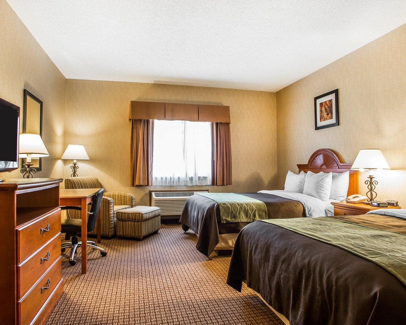 Quality Inn Sidney - Image 5
