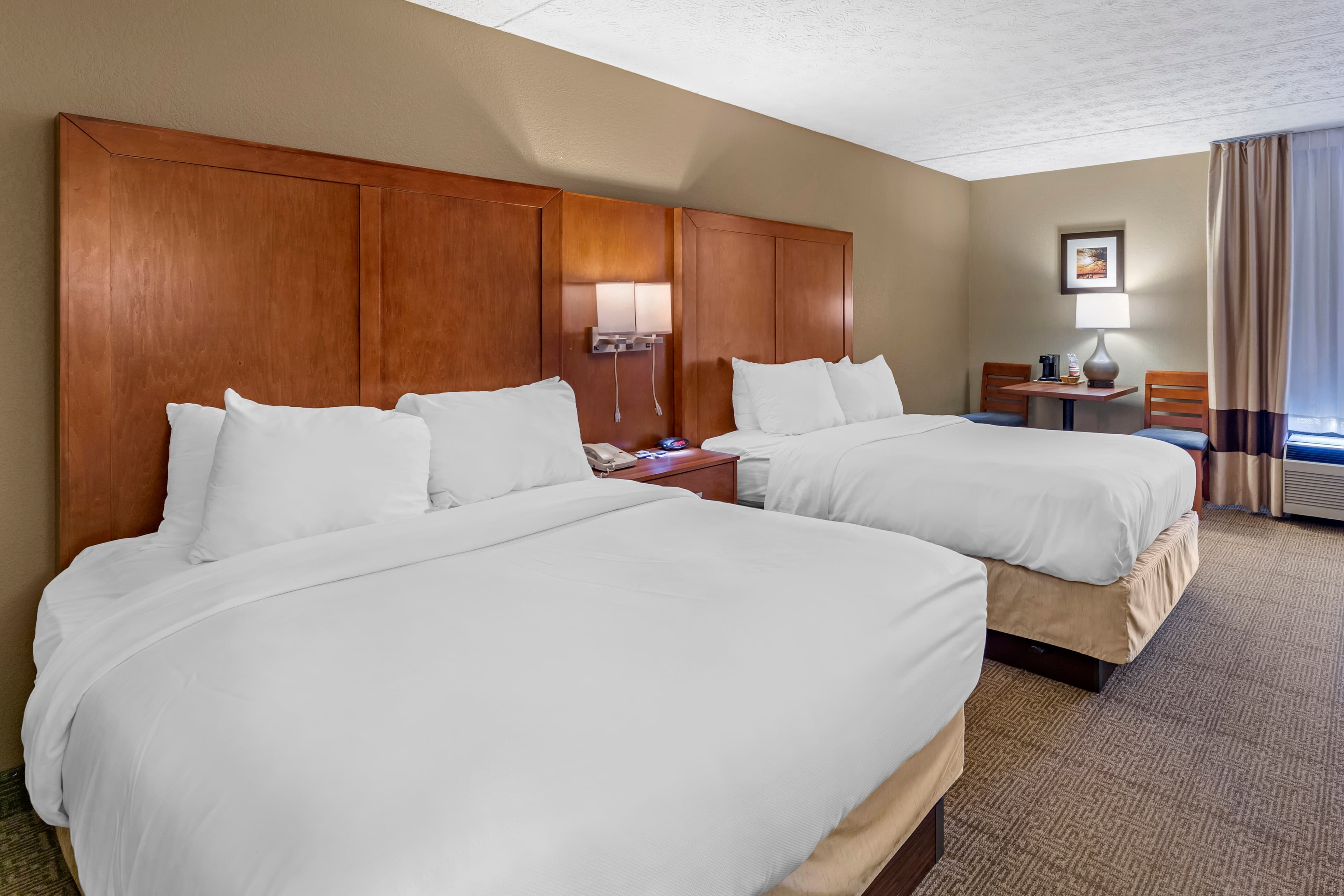 Comfort Inn Alliance — 7