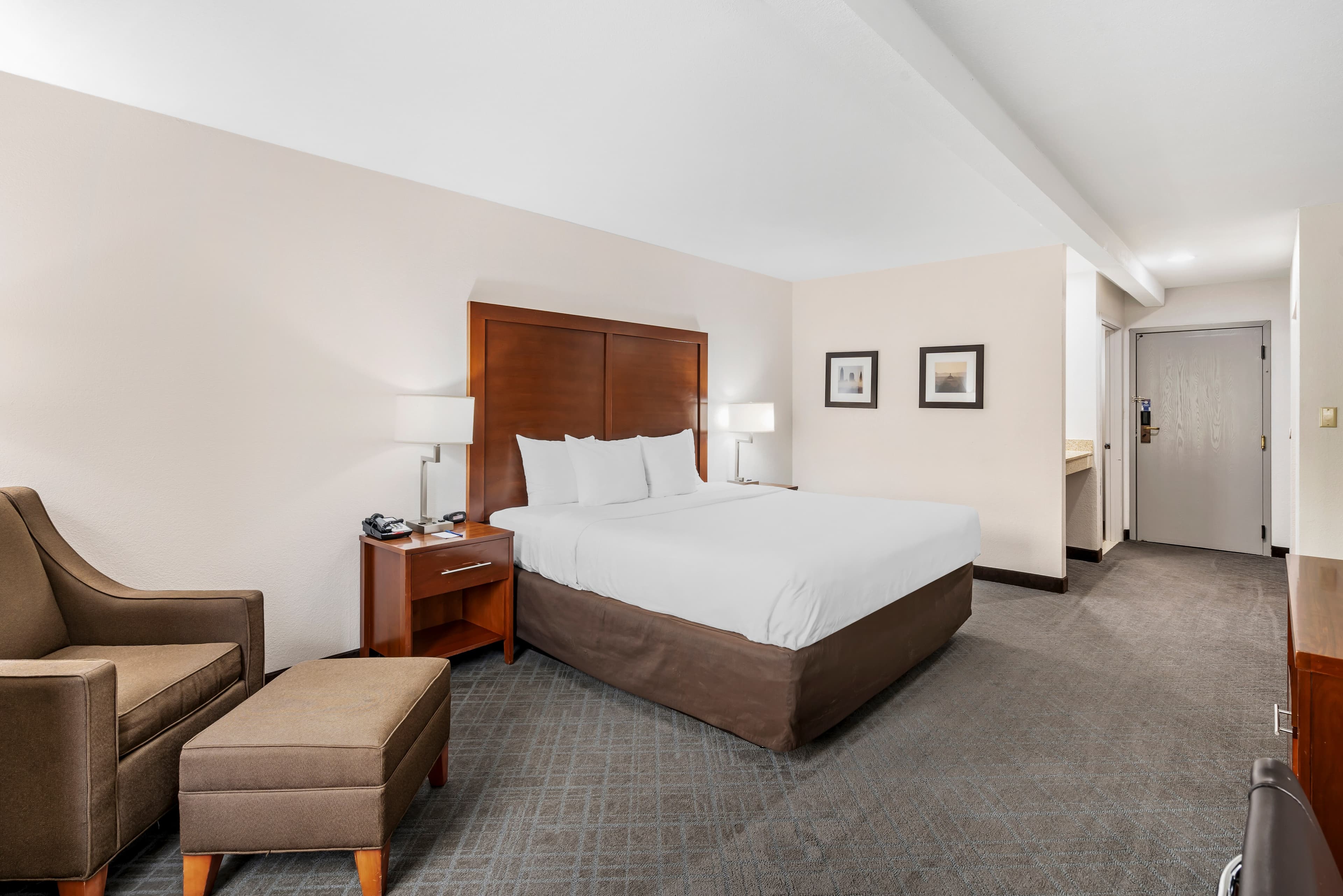 Comfort Inn Splash Harbor - Image 3
