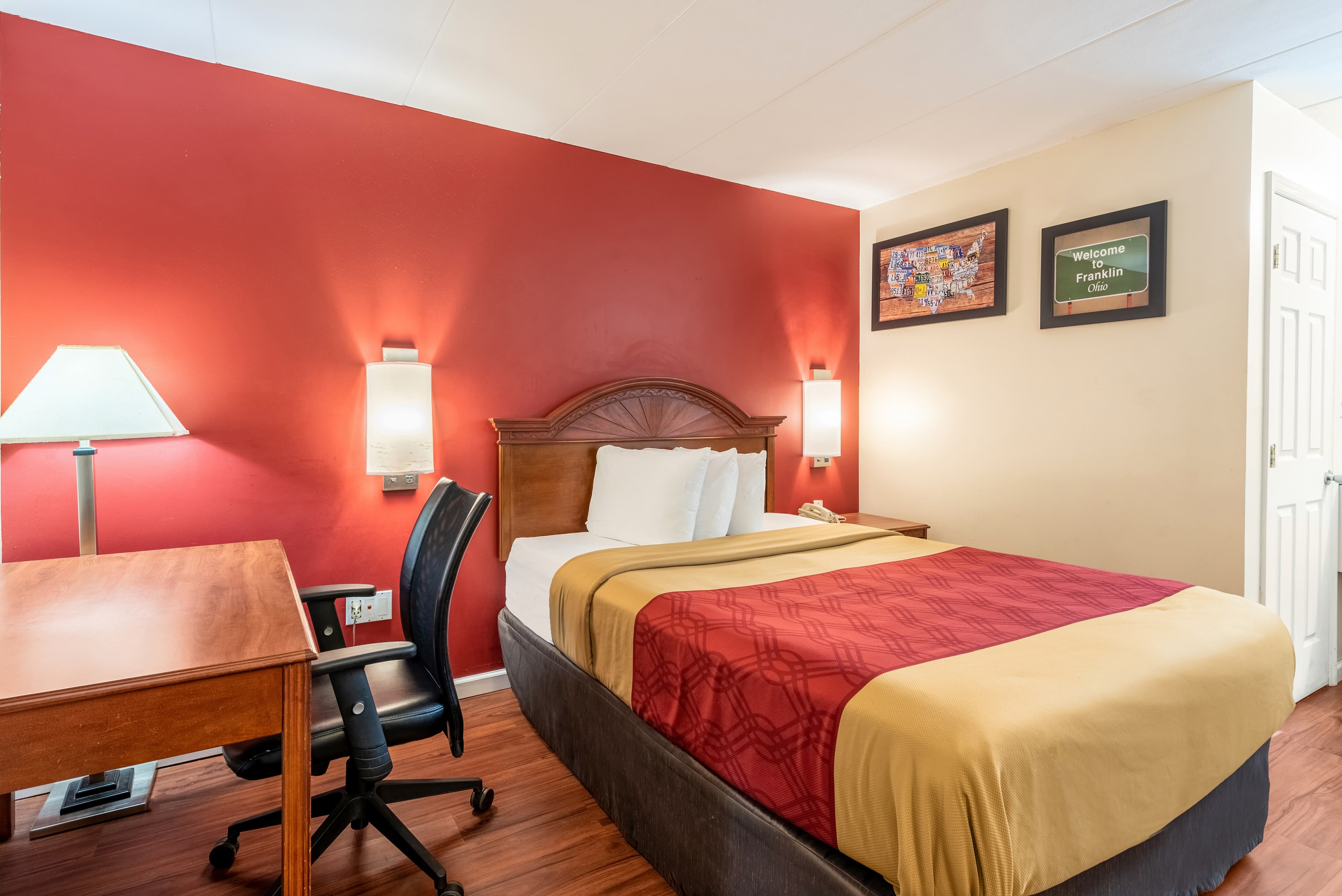 Econo Lodge Franklin - Springboro - Image 1