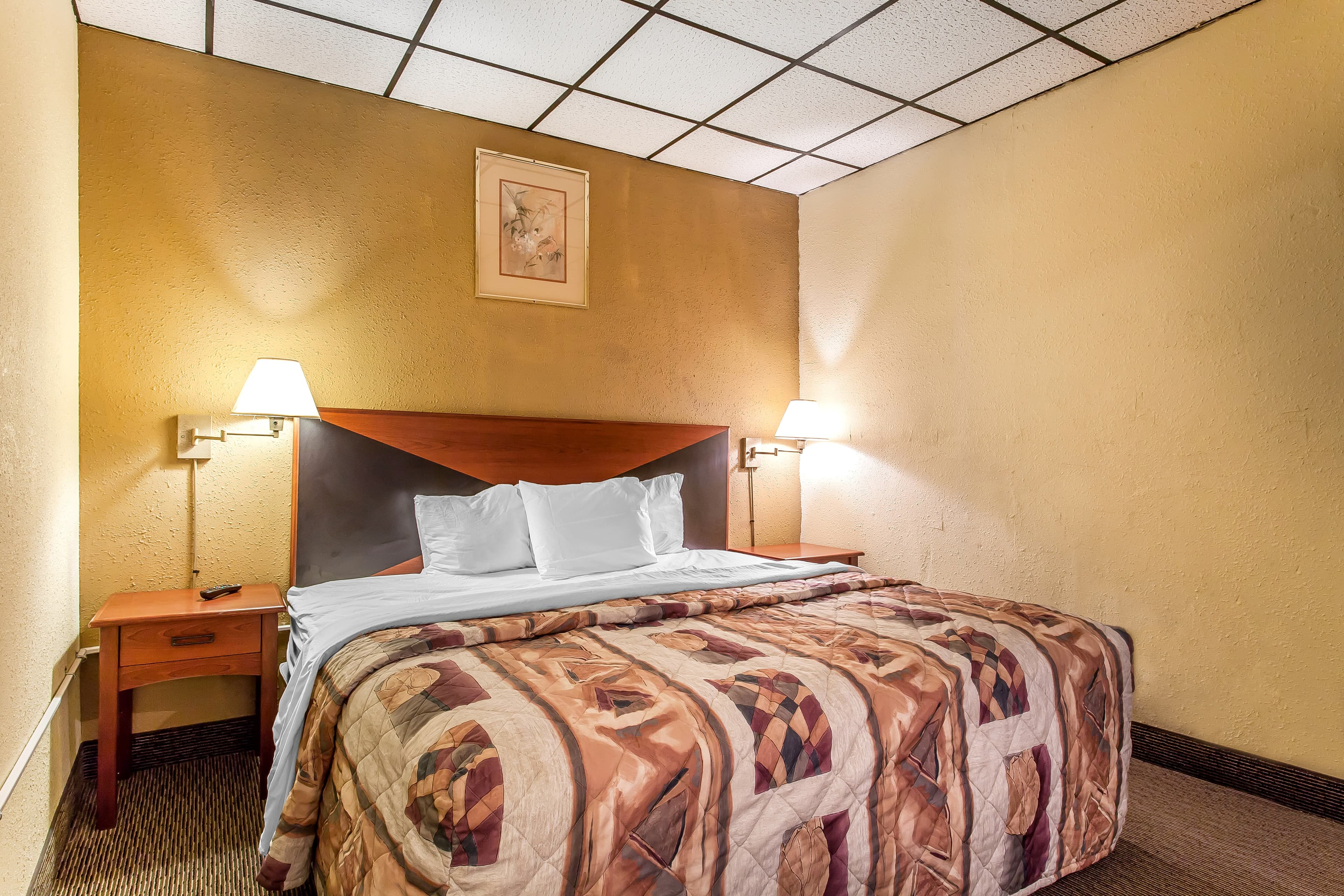 Rodeway Inn Sandusky North — 8
