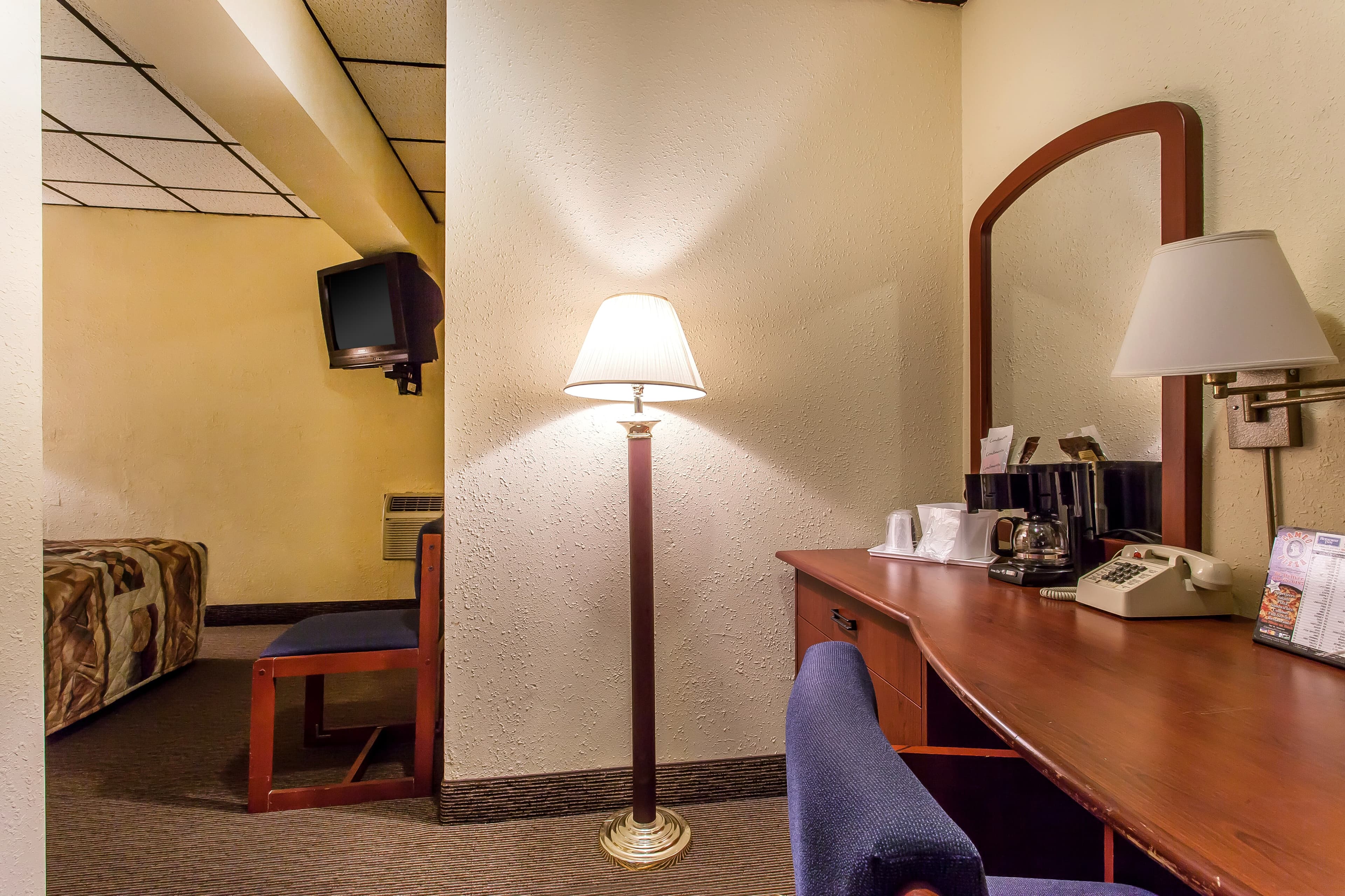 Rodeway Inn Sandusky North — 10