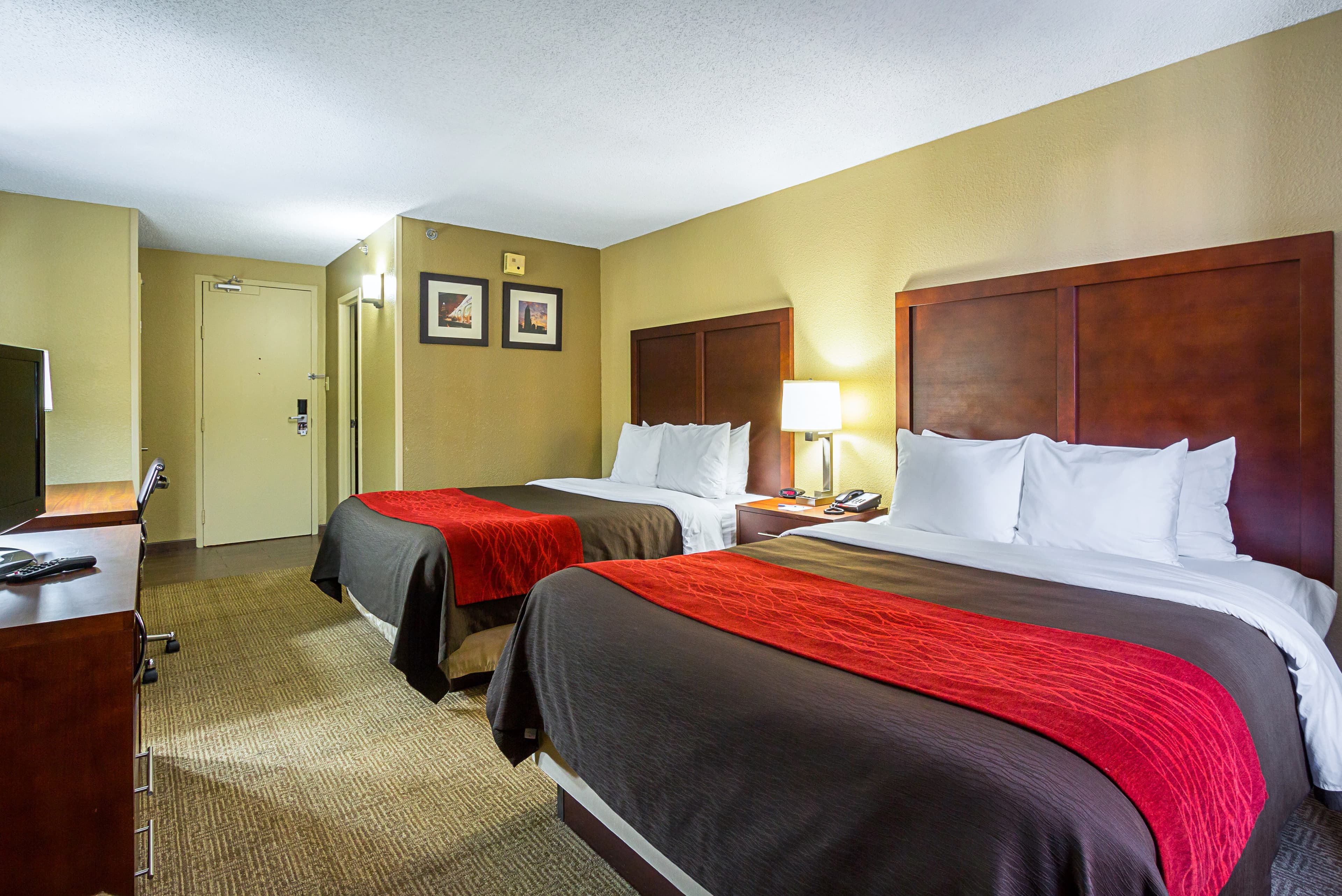 Comfort Inn Cleveland Downtown - Image 3