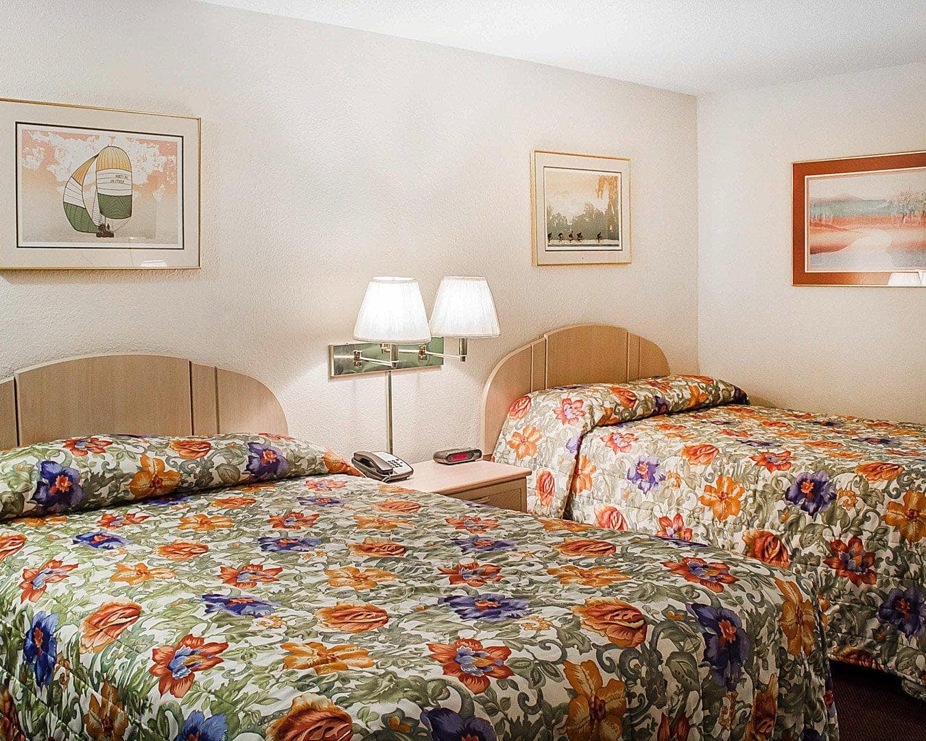 Rodeway Inn Findlay University Area — 9