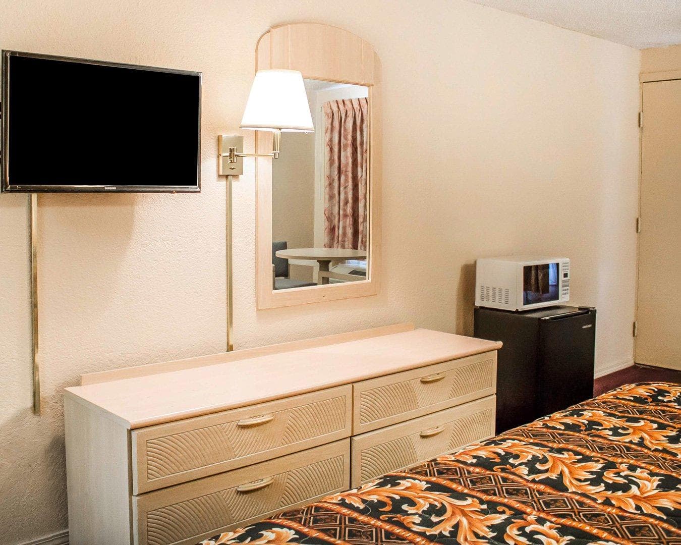 Rodeway Inn Findlay University Area — 15