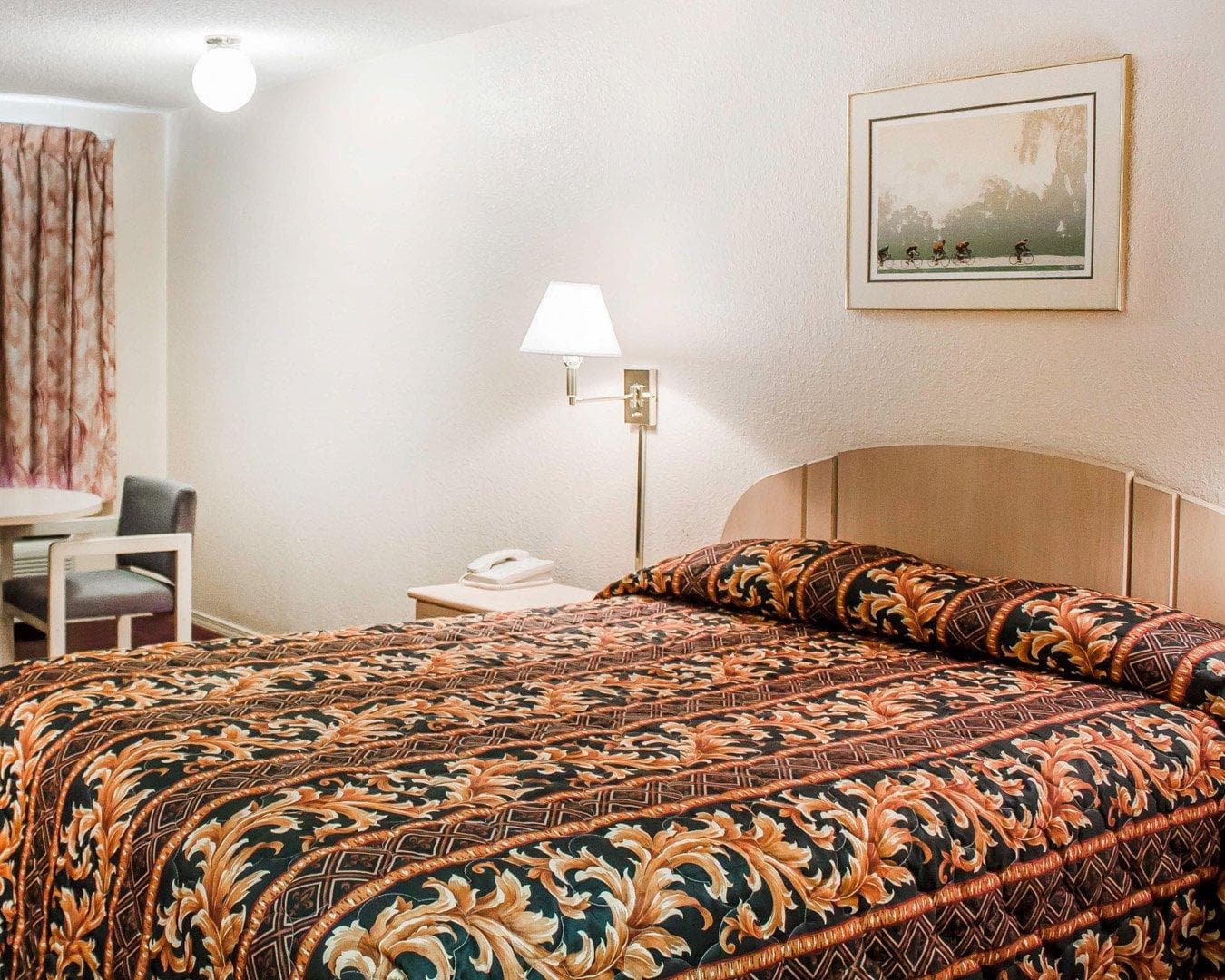 Rodeway Inn Findlay University Area — 8