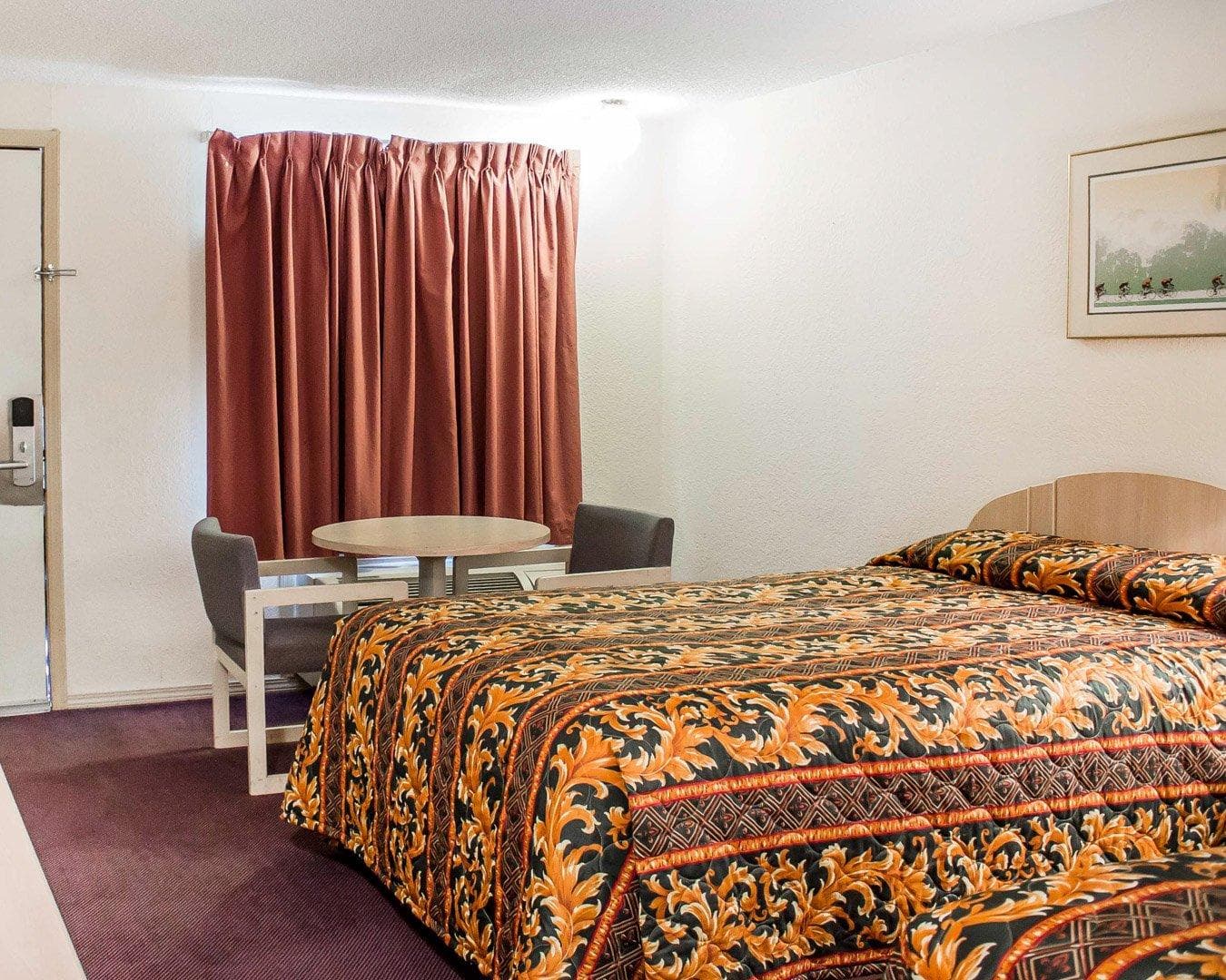 Rodeway Inn Findlay University Area - Image 4