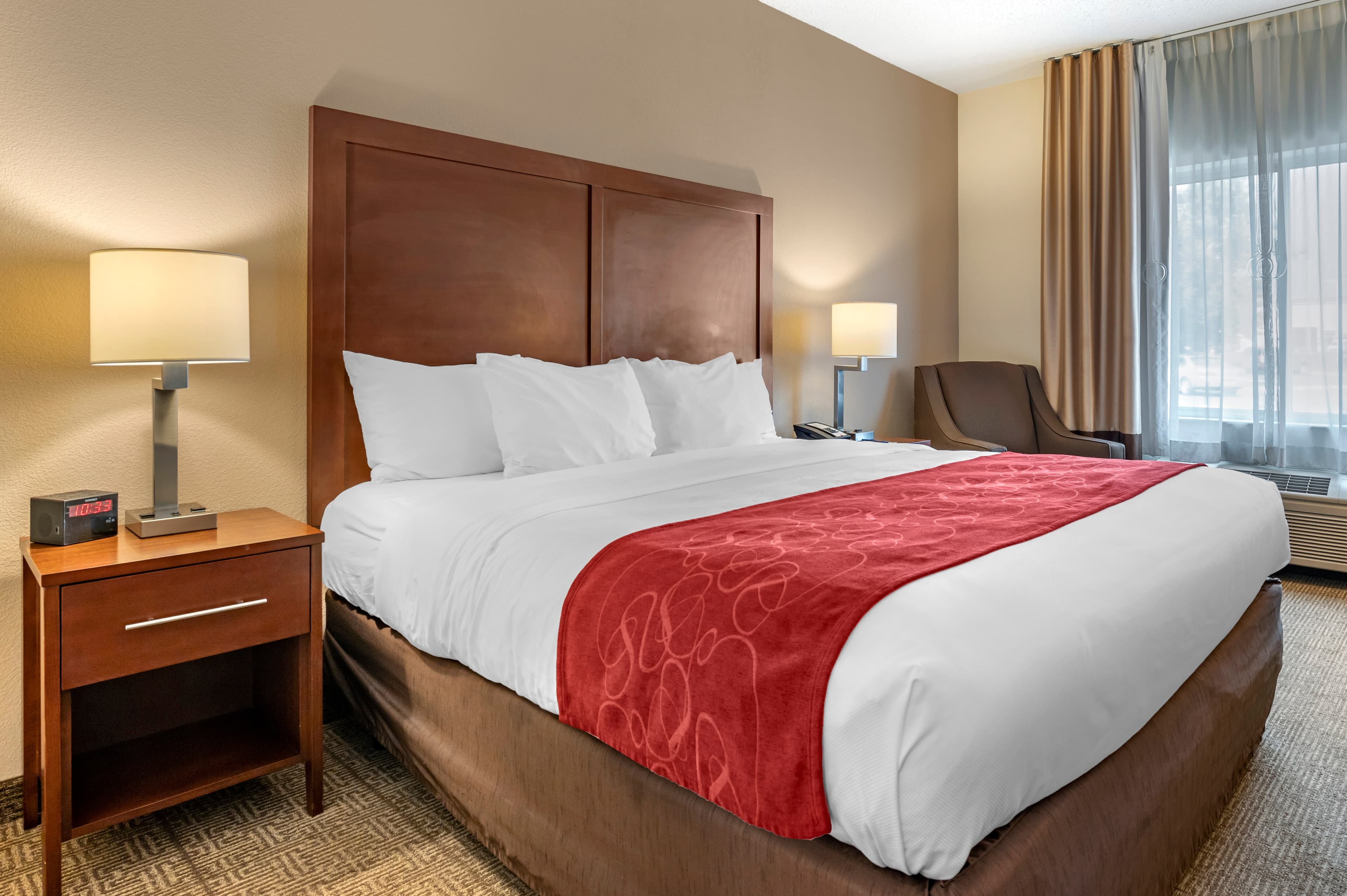 Comfort Suites Columbus West- Hilliard - Image 2