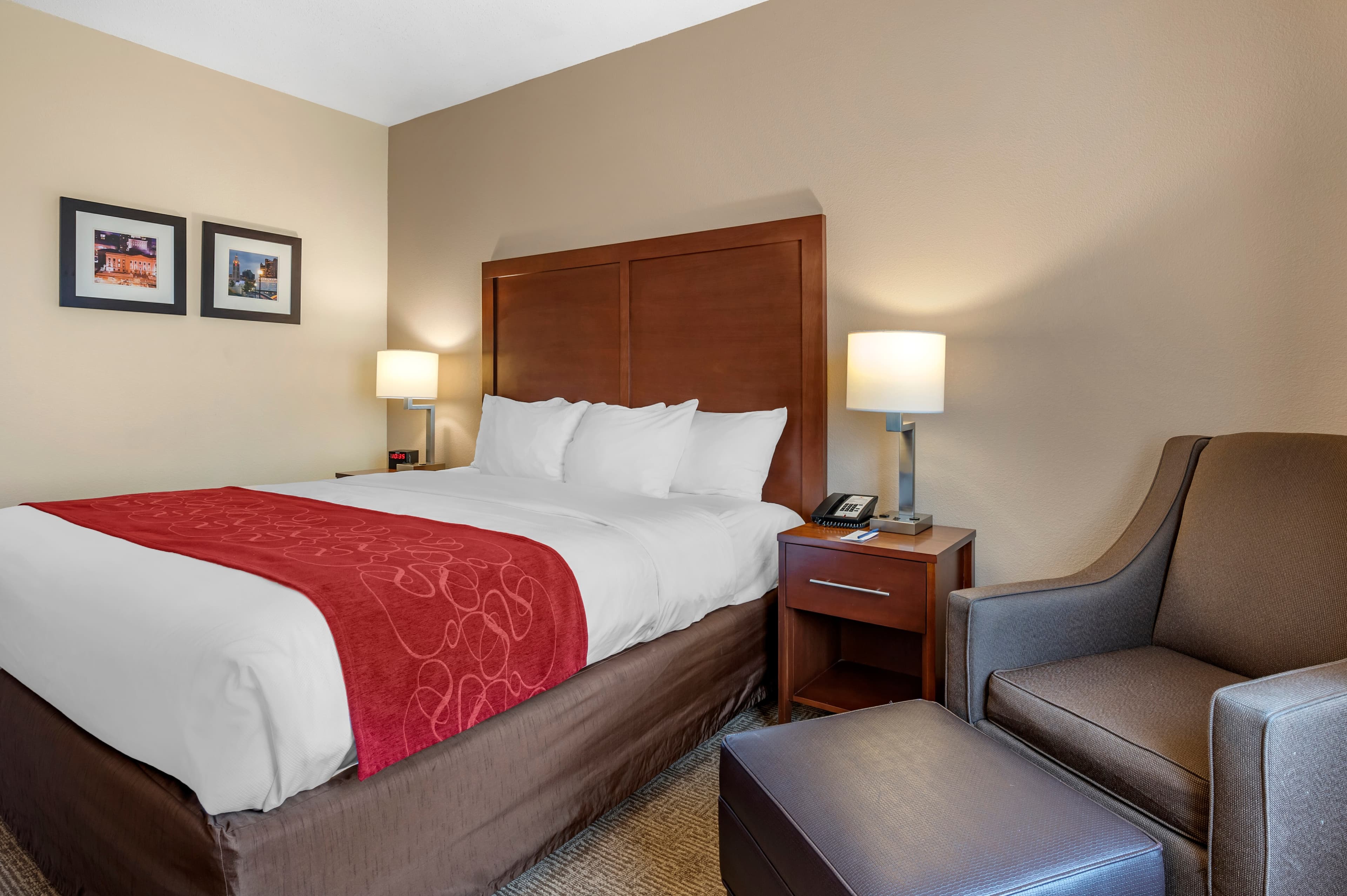 Comfort Suites Columbus West- Hilliard - Image 3