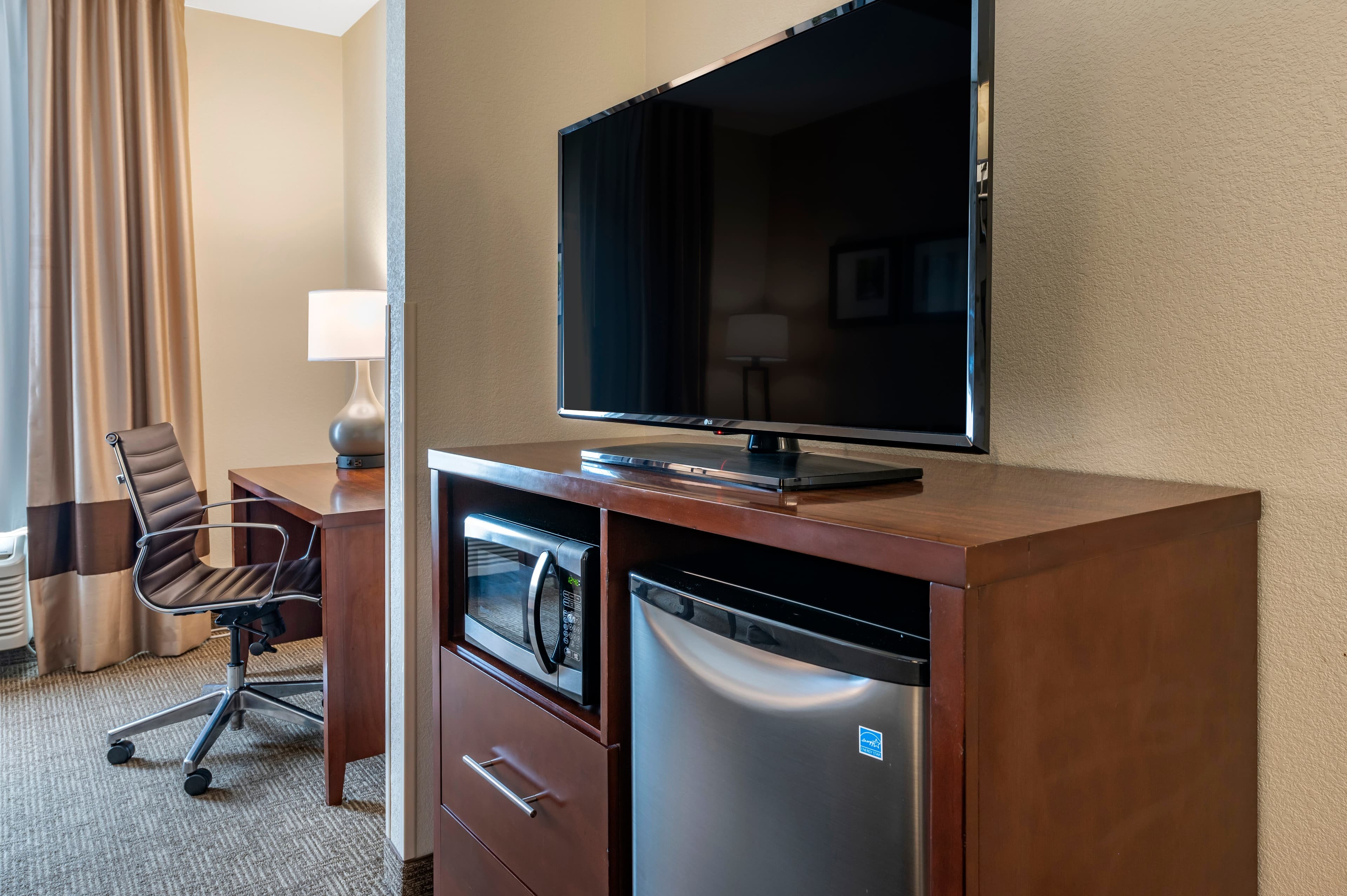 Comfort Suites Columbus West- Hilliard — 23