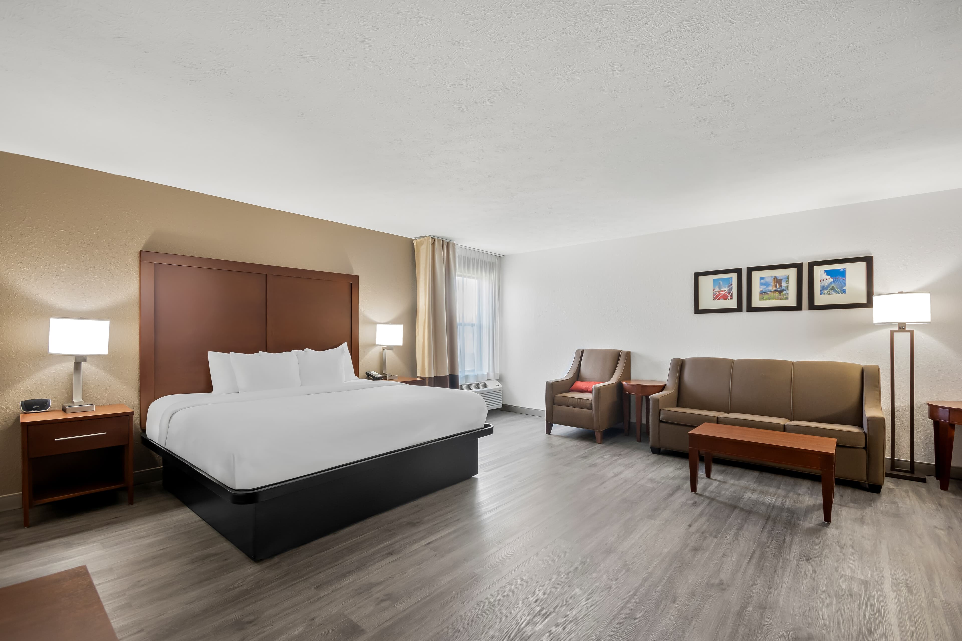 Comfort Inn & Suites Cincinnati Eastgate — 24