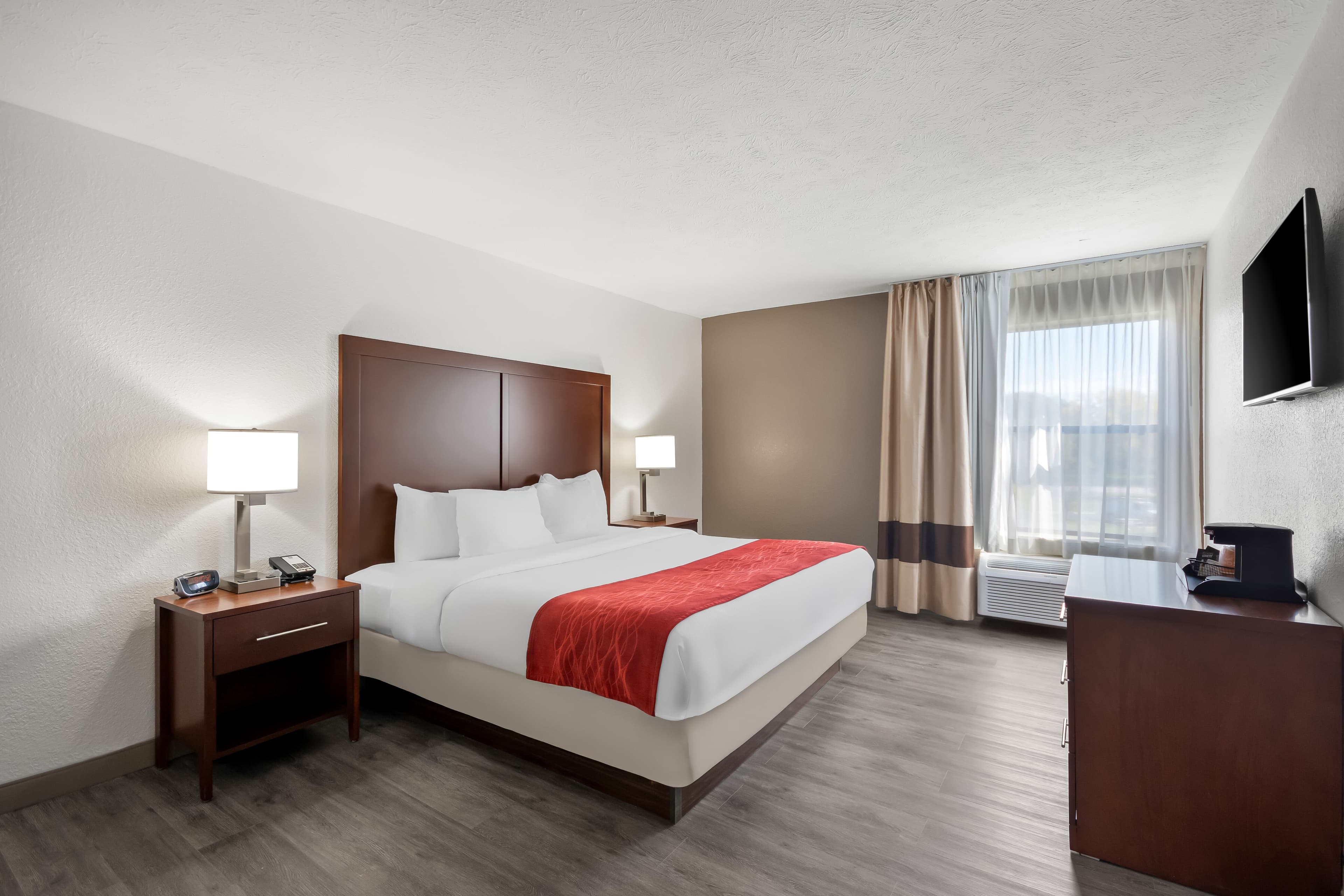 Comfort Inn & Suites Cincinnati Eastgate — 27