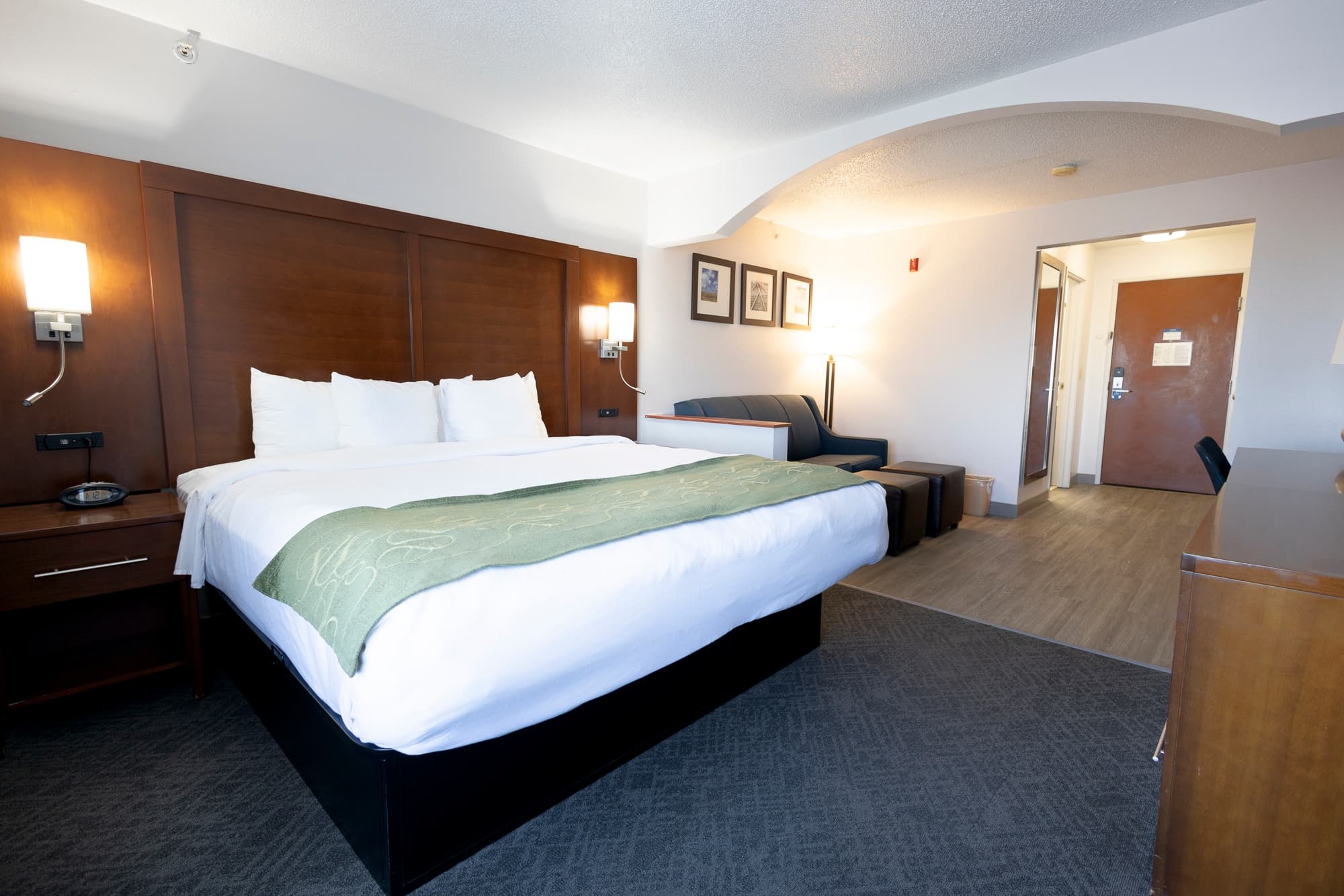Comfort Suites Springfield I-70 — 9